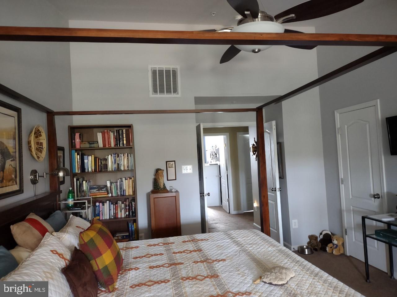 CARRIAGE HILL - Residential