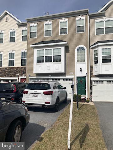 CARRIAGE HILL - Residential