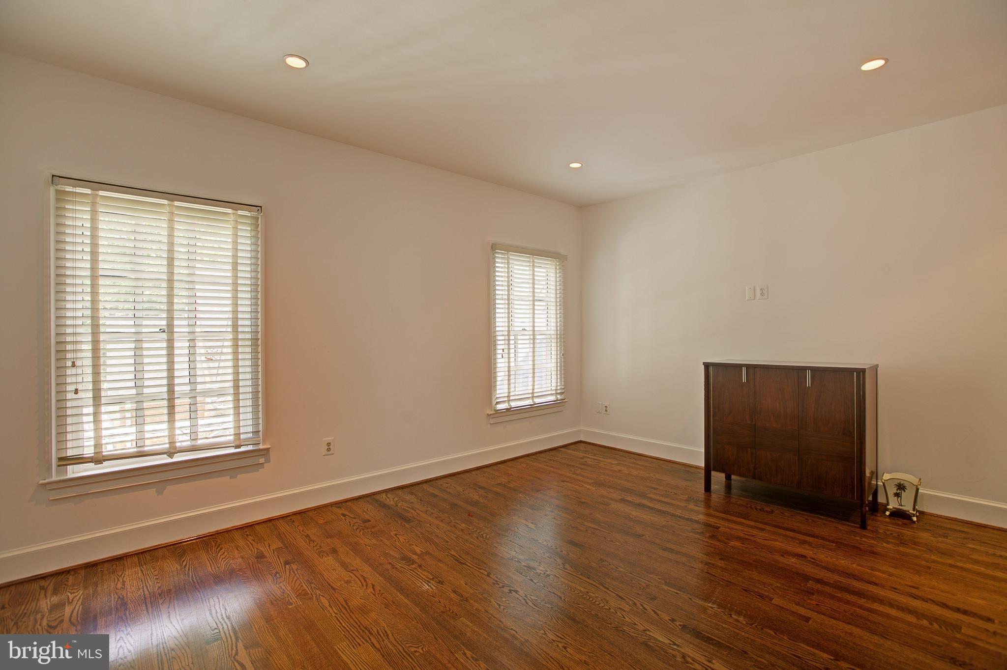 OXFORD - Residential