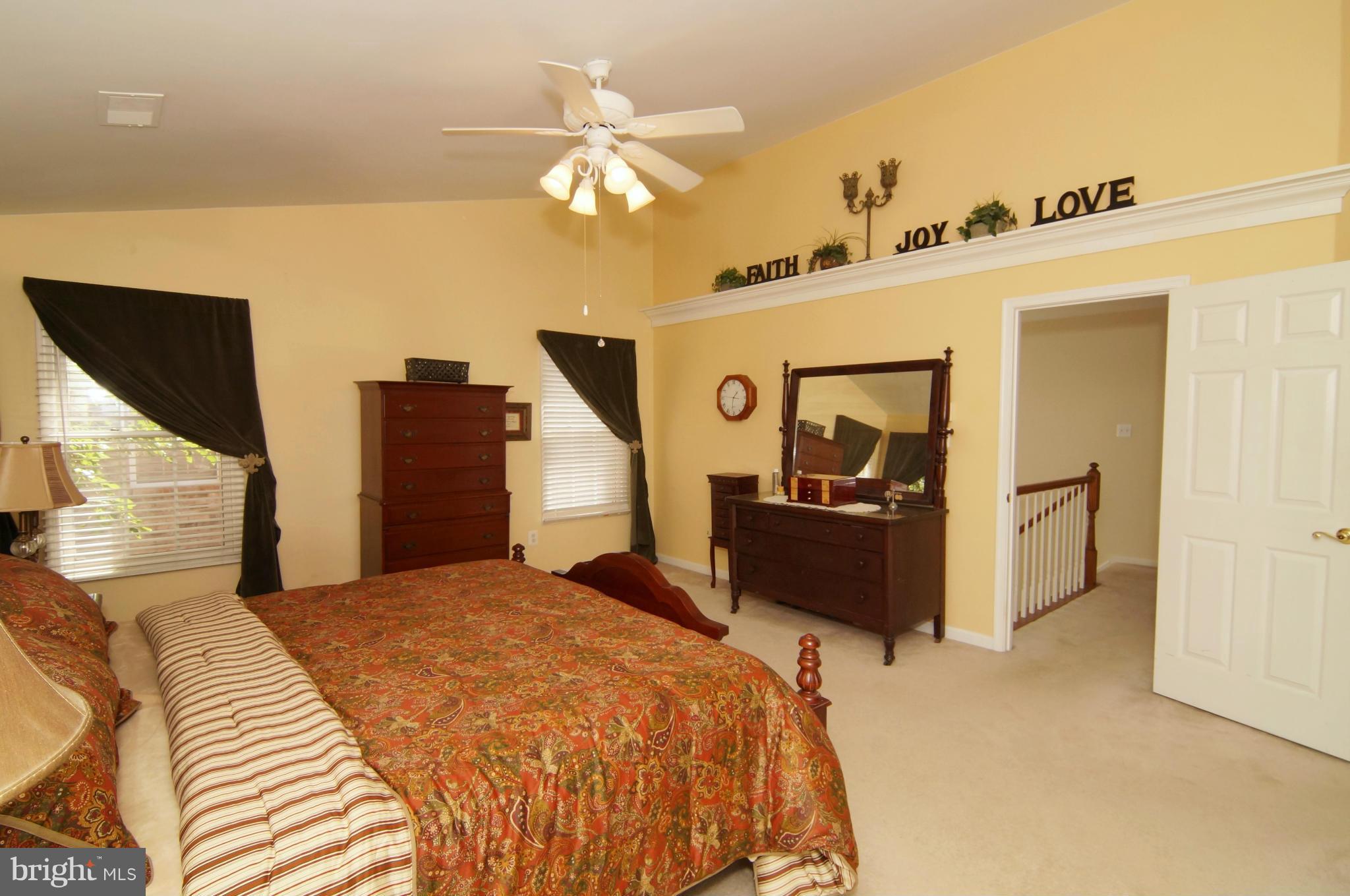 KINGSTOWNE - Residential