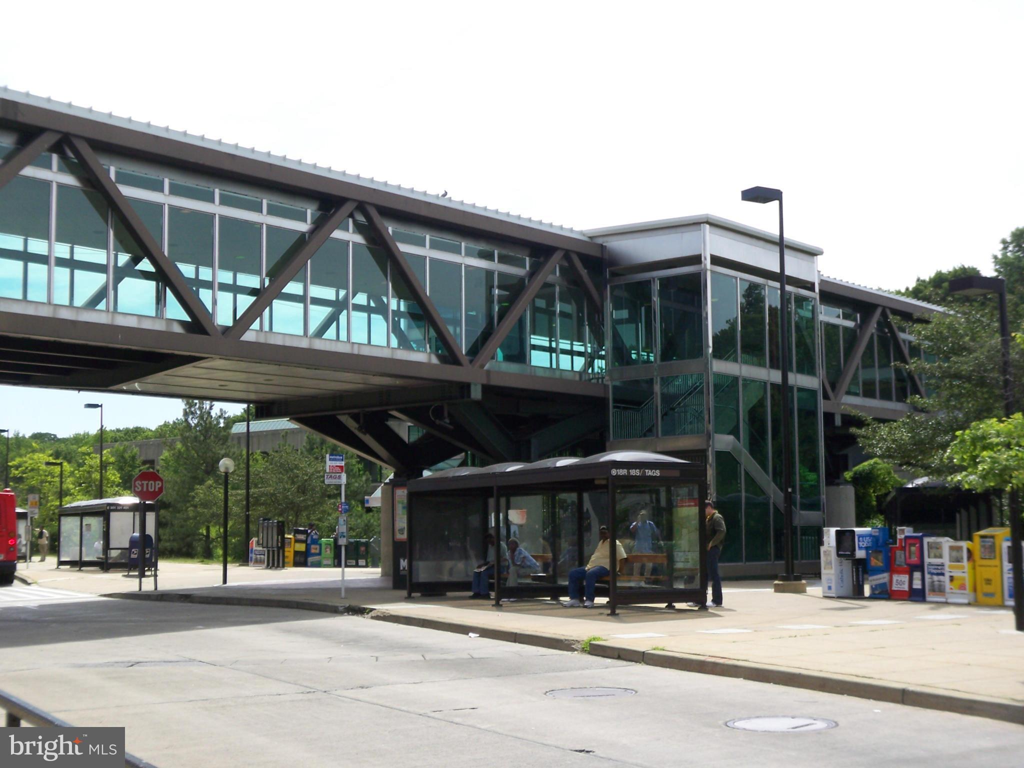 KINGSTOWNE - Residential