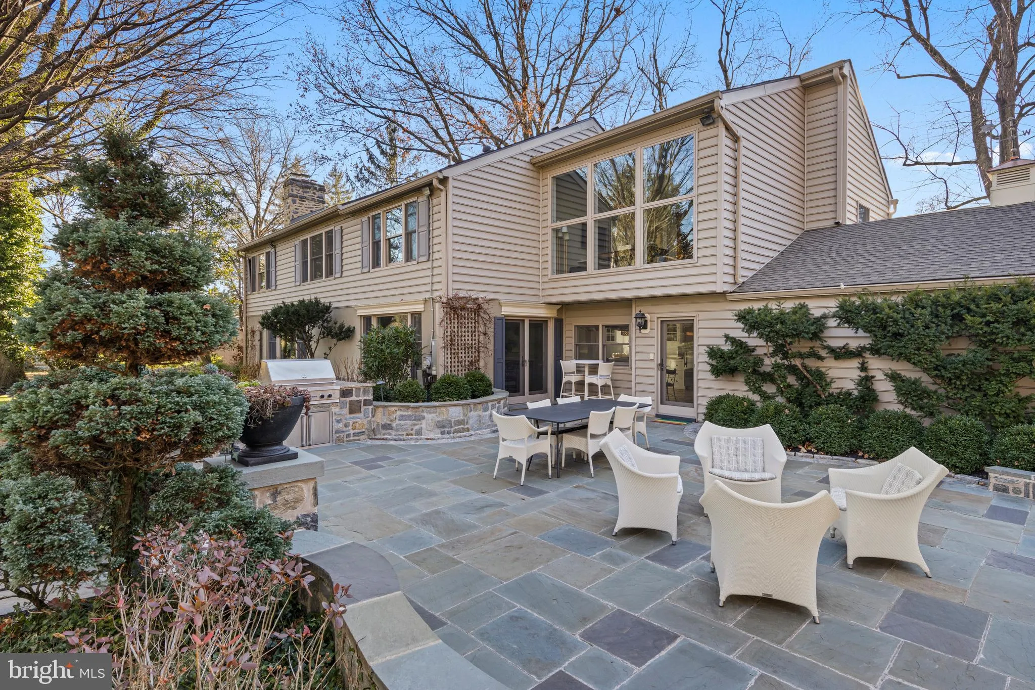 Villanova, Pennsylvania 19085, United States, 4 Bedrooms Bedrooms, ,4 BathroomsBathrooms,Residential,Pending,2199