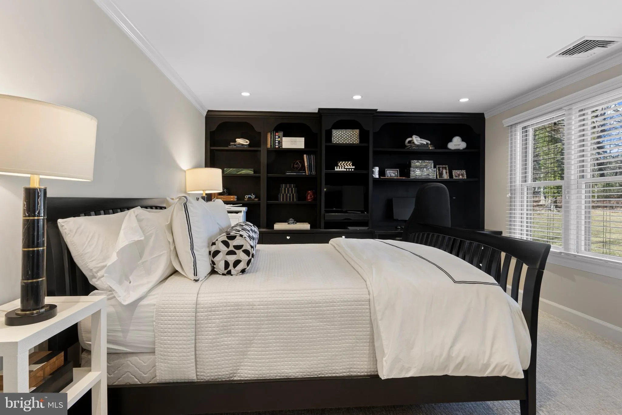 Villanova, Pennsylvania 19085, United States, 4 Bedrooms Bedrooms, ,4 BathroomsBathrooms,Residential,Pending,2199