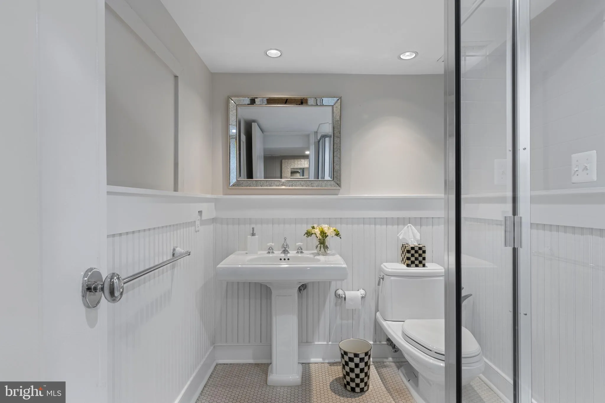 Villanova, Pennsylvania 19085, United States, 4 Bedrooms Bedrooms, ,4 BathroomsBathrooms,Residential,Pending,2199