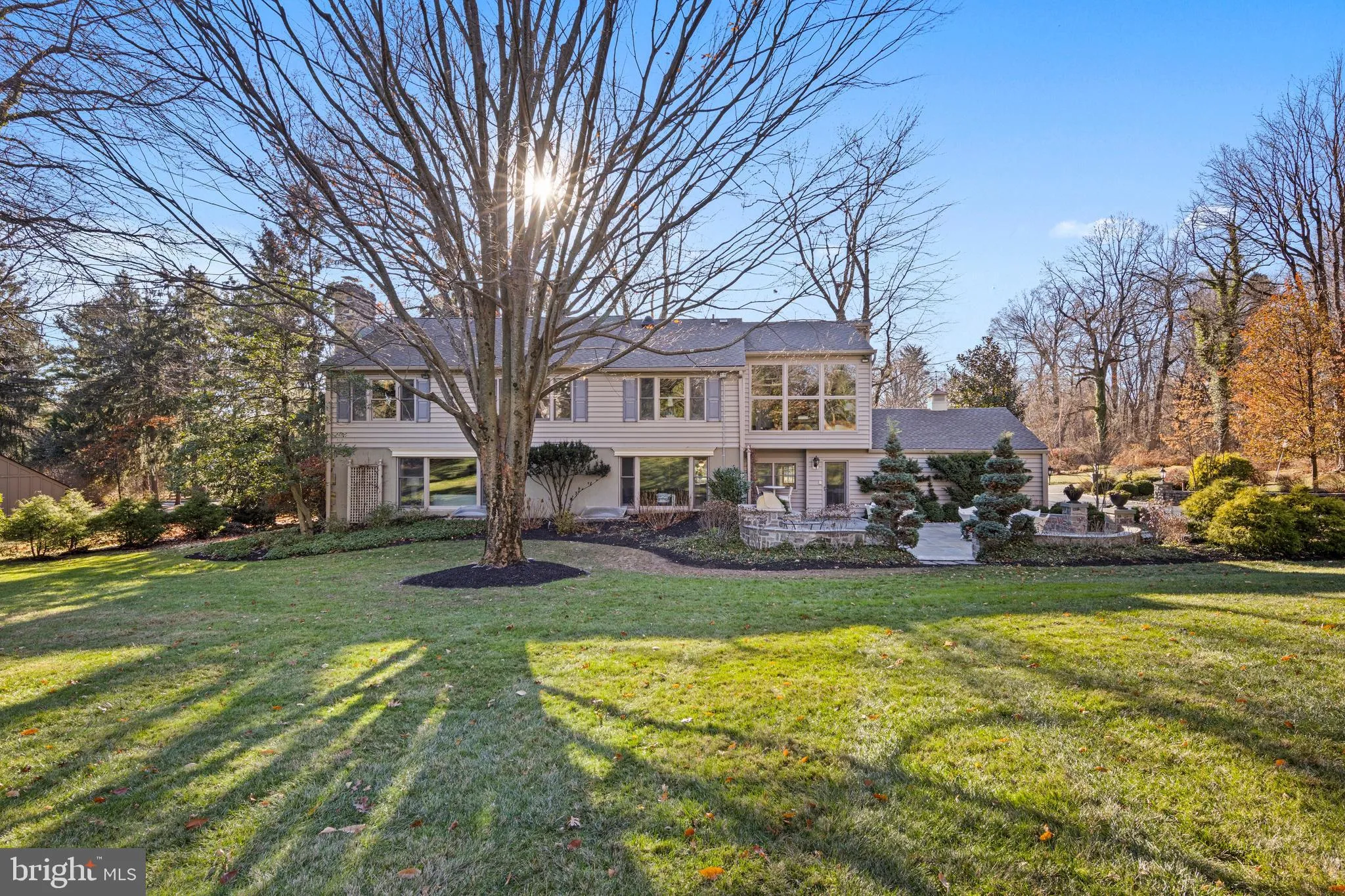 Villanova, Pennsylvania 19085, United States, 4 Bedrooms Bedrooms, ,4 BathroomsBathrooms,Residential,Pending,2199