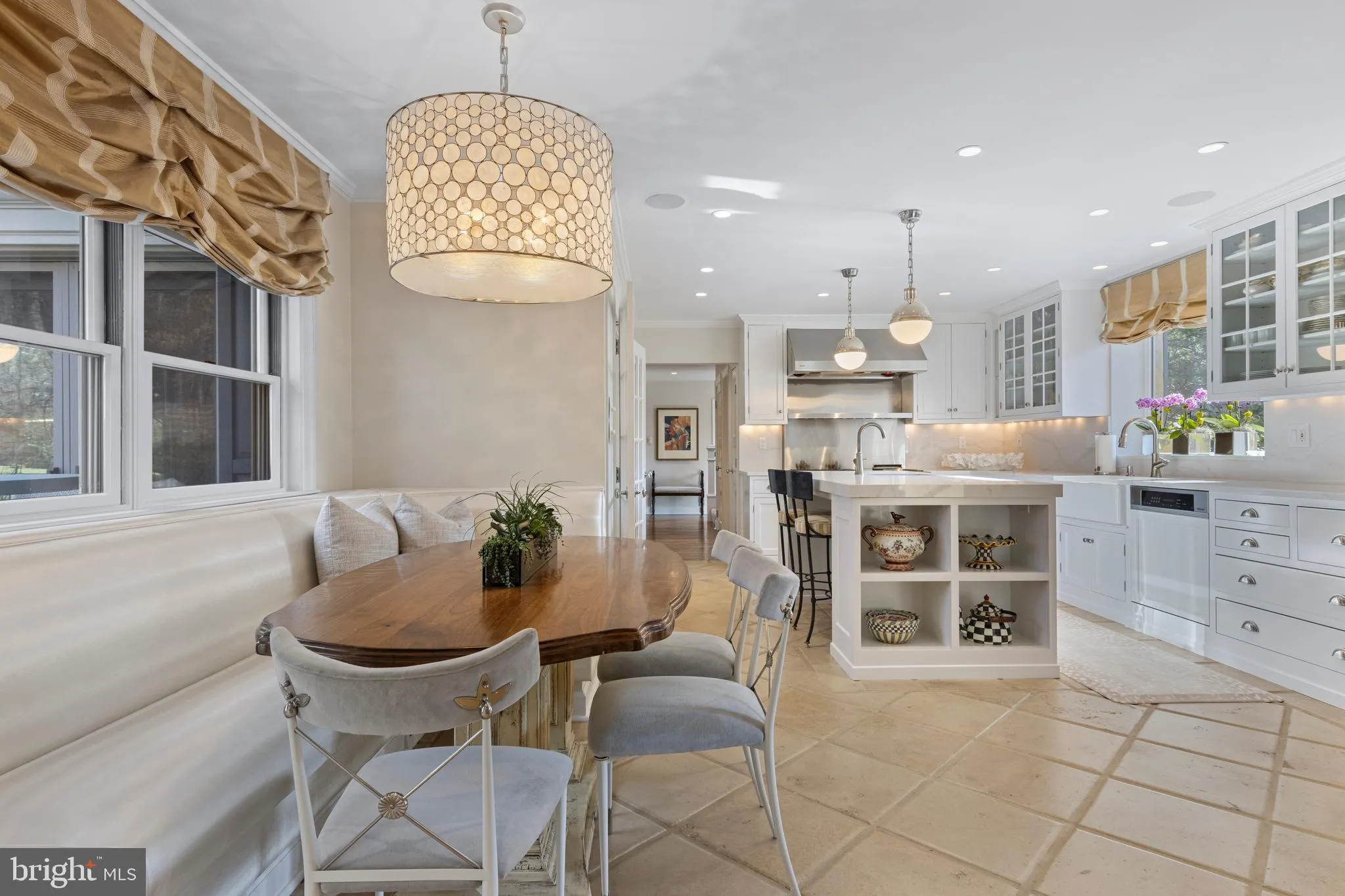 Villanova, Pennsylvania 19085, United States, 4 Bedrooms Bedrooms, ,4 BathroomsBathrooms,Residential,Pending,2199