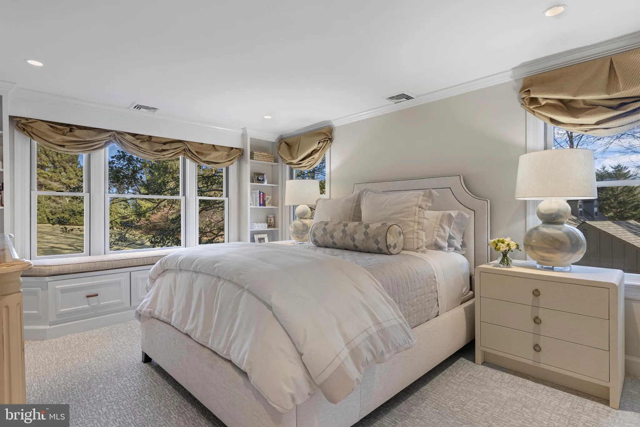 Villanova, Pennsylvania 19085, United States, 4 Bedrooms Bedrooms, ,4 BathroomsBathrooms,Residential,Pending,2199