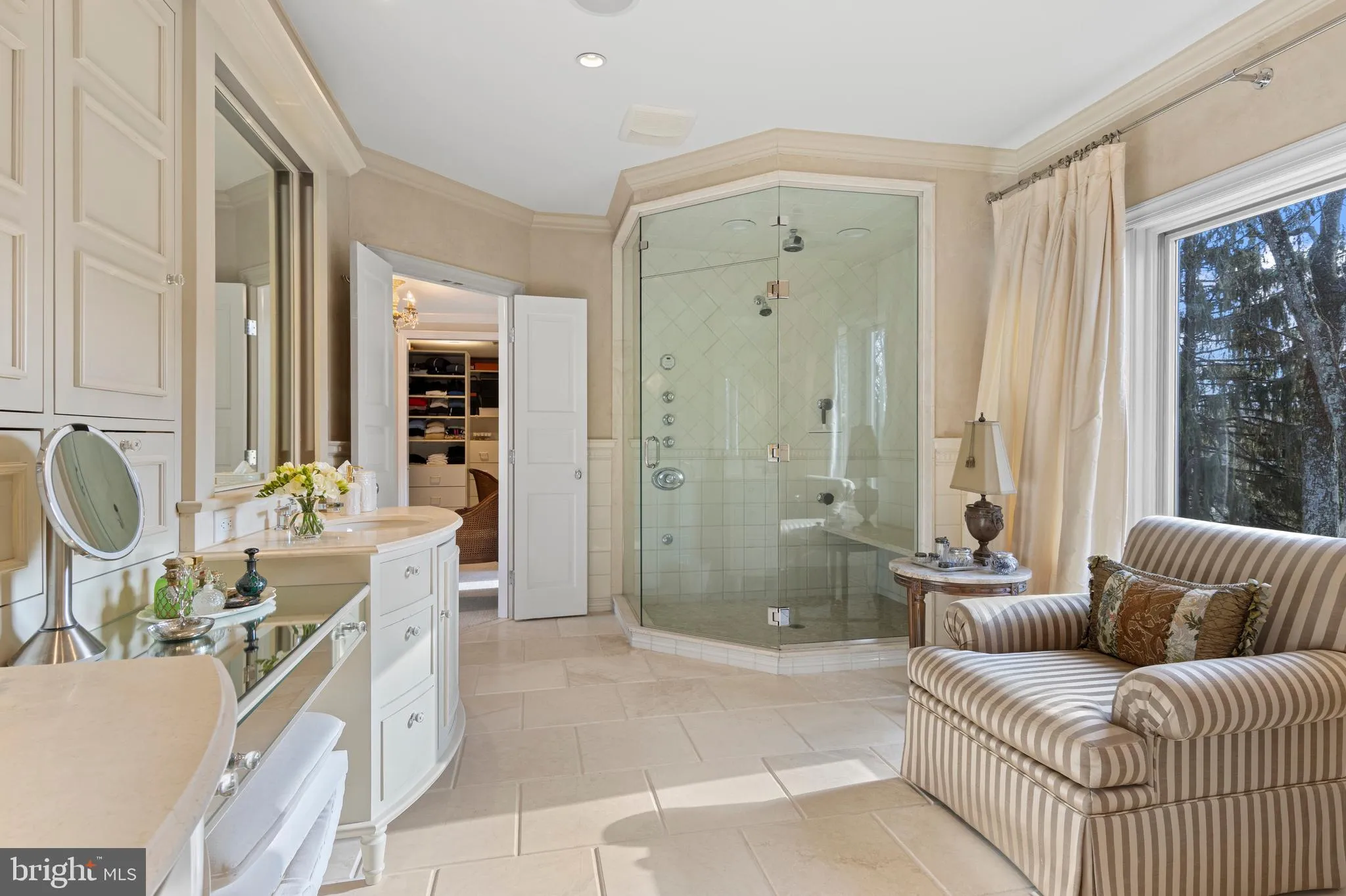 Villanova, Pennsylvania 19085, United States, 4 Bedrooms Bedrooms, ,4 BathroomsBathrooms,Residential,Pending,2199