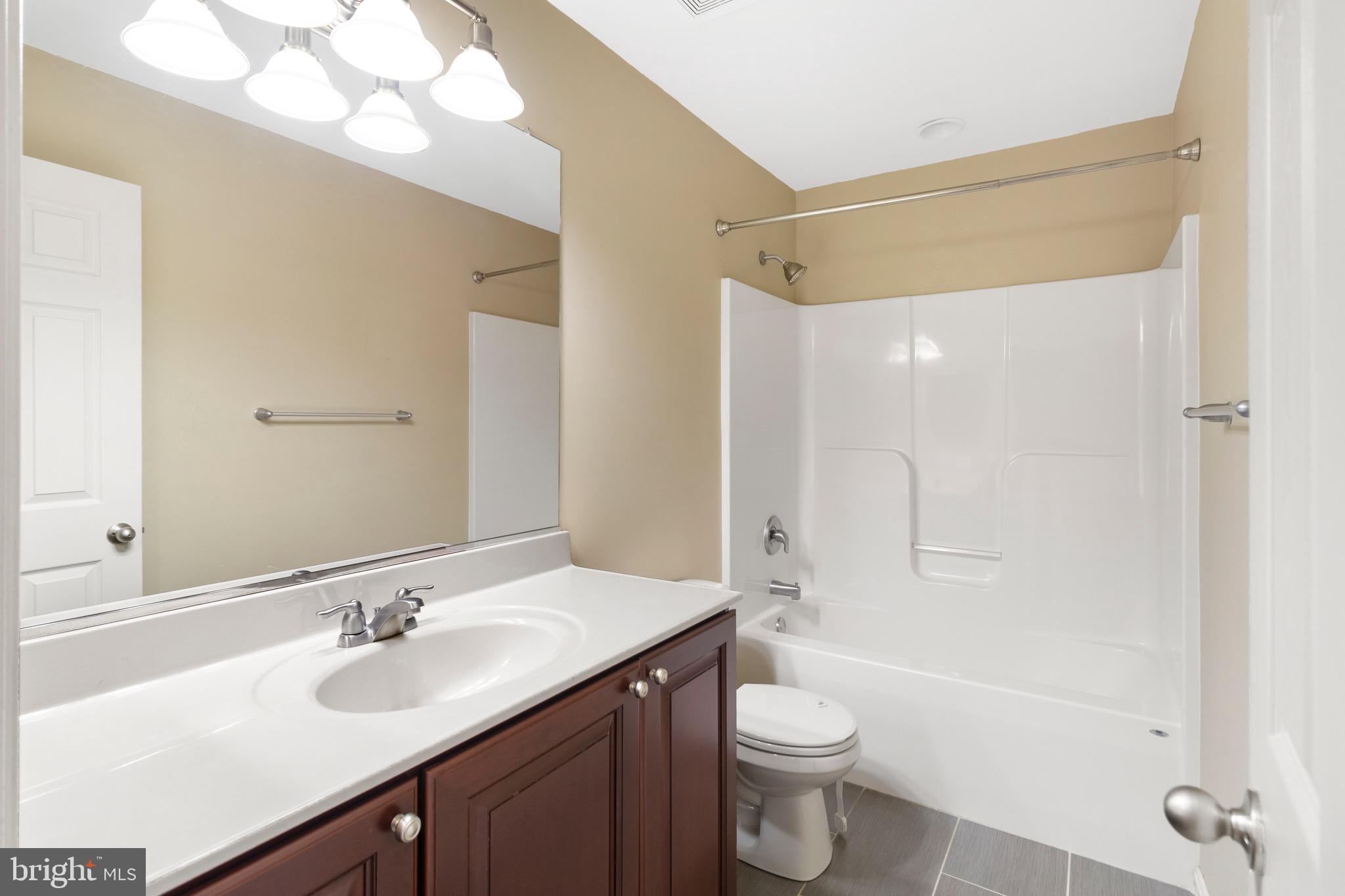 CLEMENTS WOODS - Residential