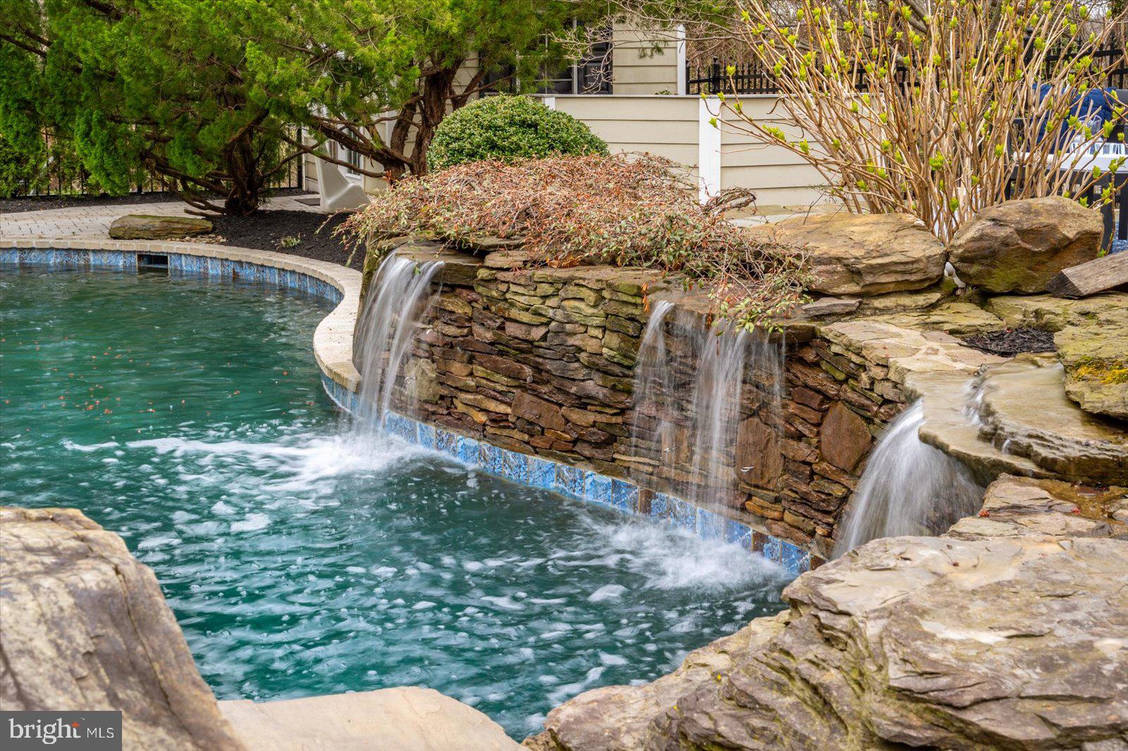 SHORE ACRES - Residential