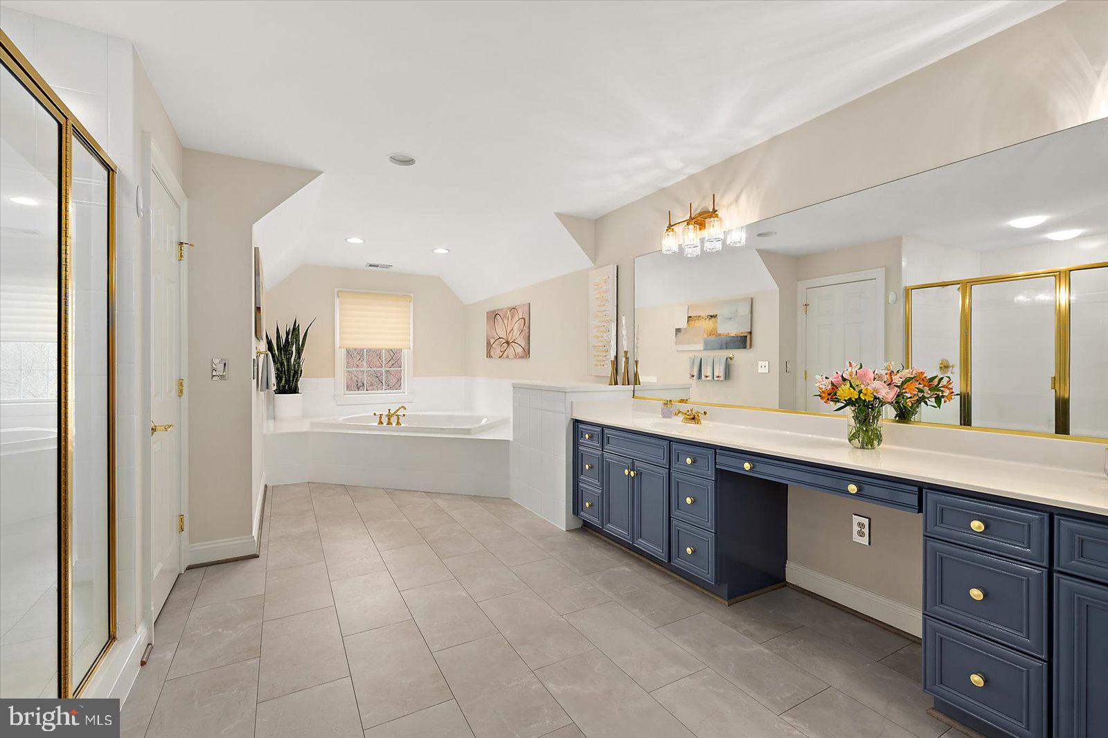 SHORE ACRES - Residential