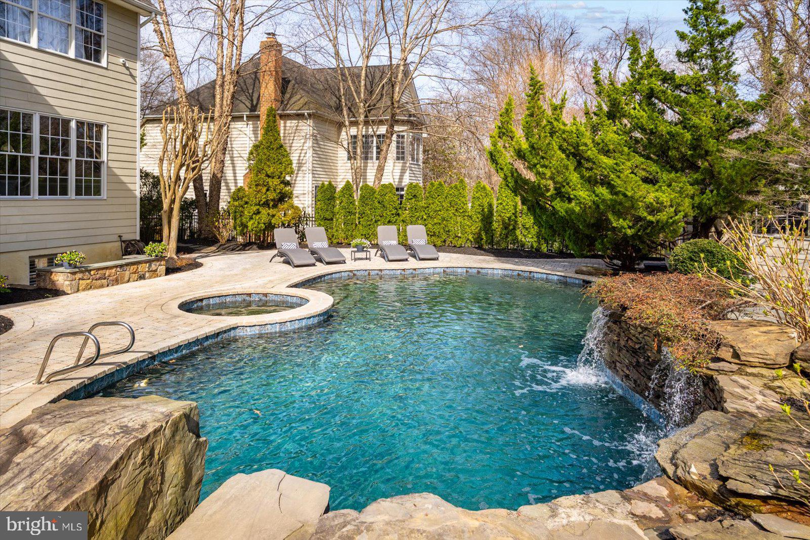 SHORE ACRES - Residential