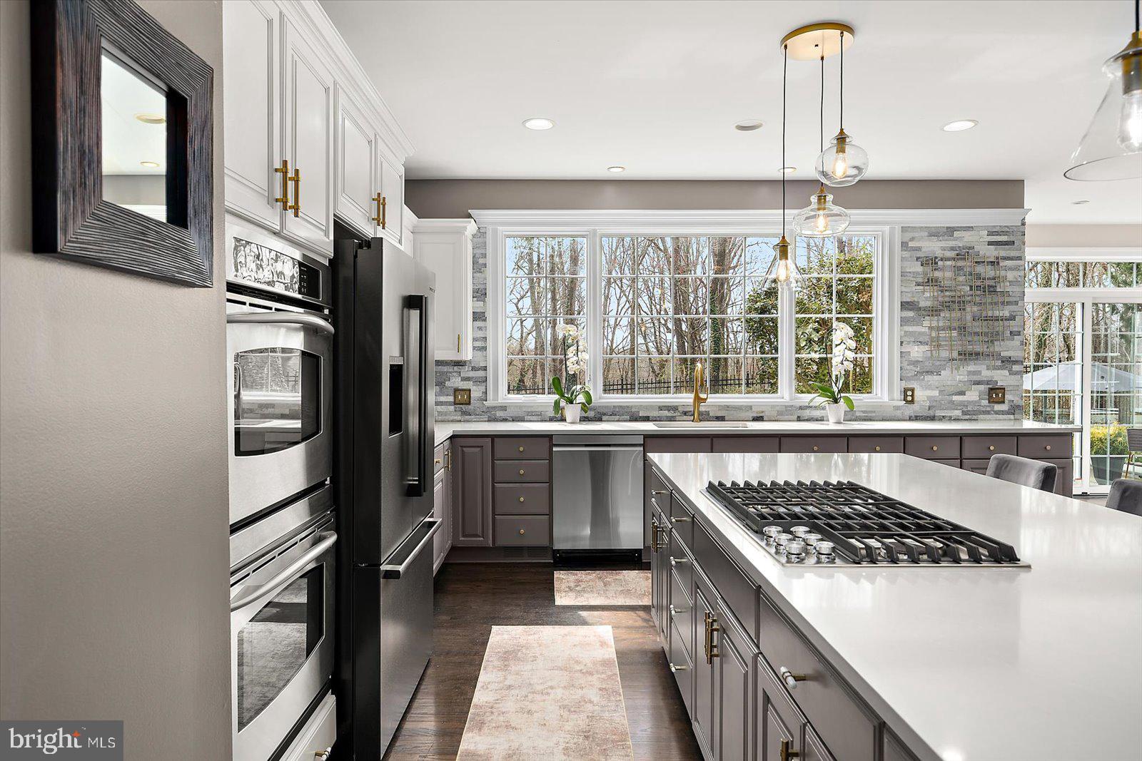 SHORE ACRES - Residential