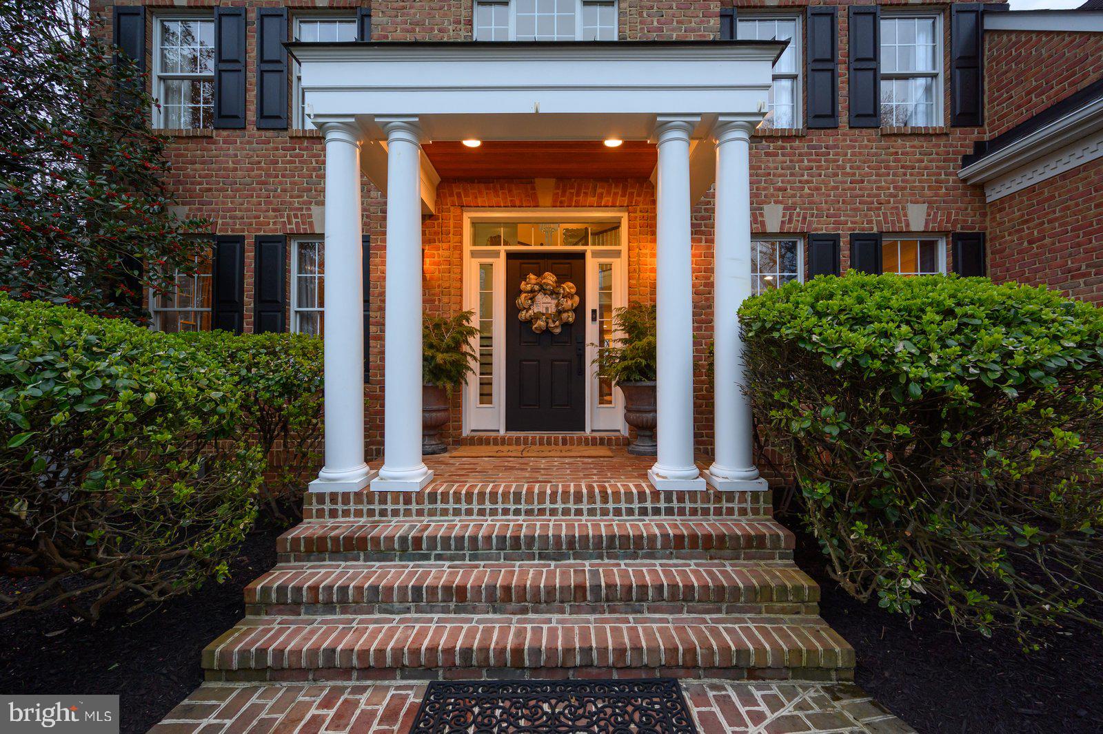 SHORE ACRES - Residential