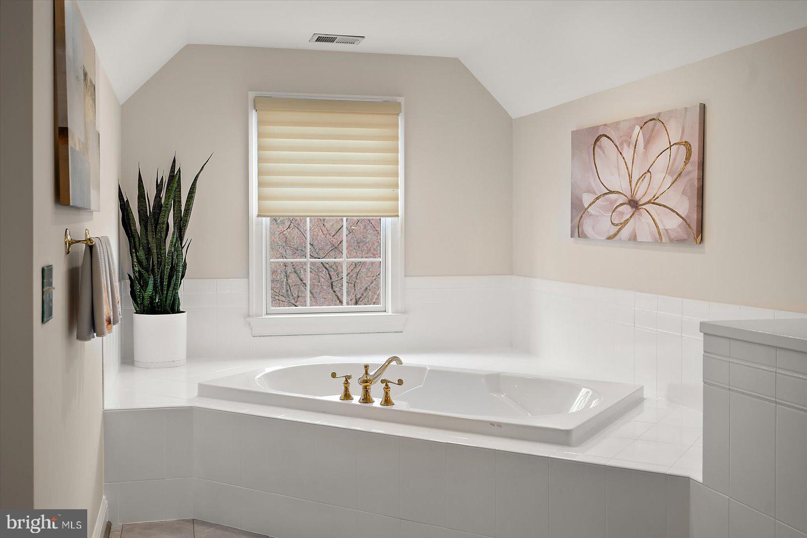 SHORE ACRES - Residential