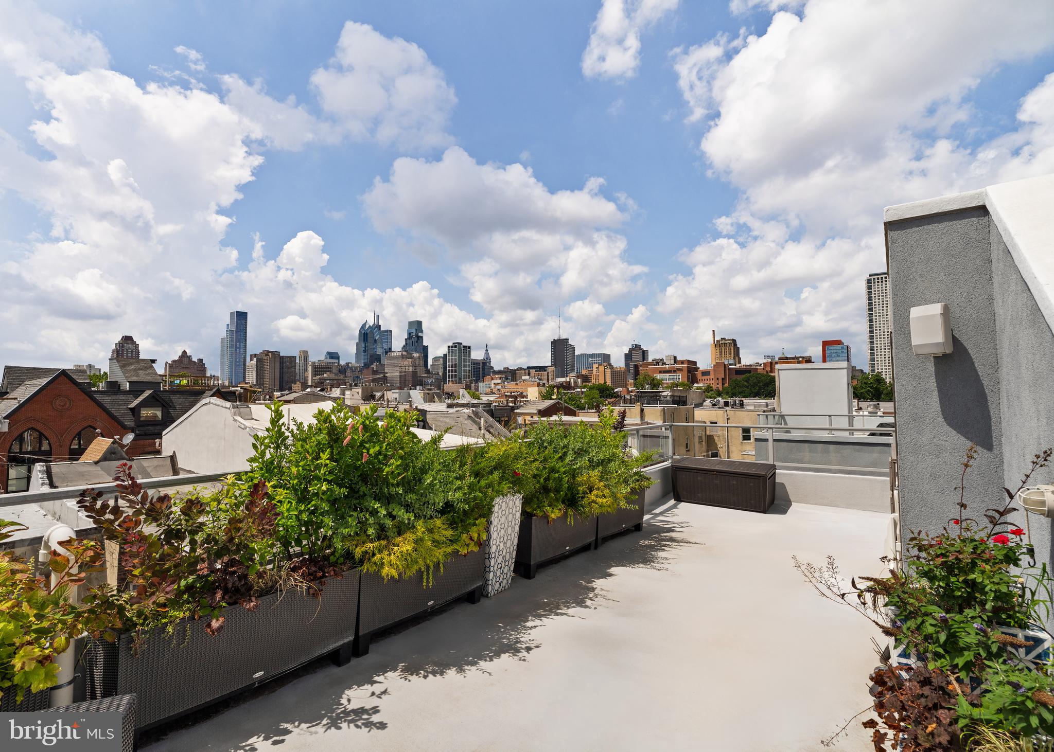 BELLA VISTA - Residential