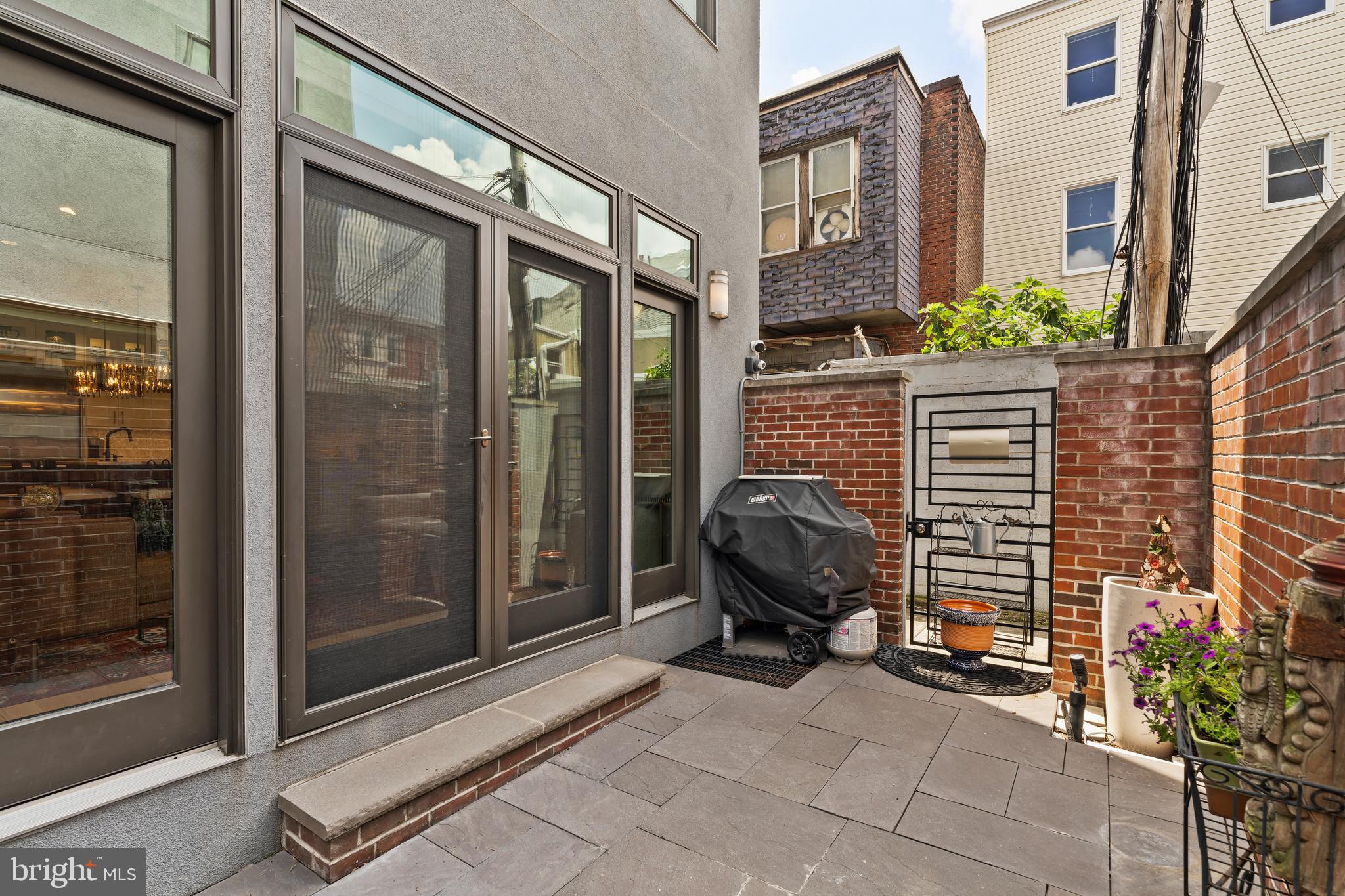 BELLA VISTA - Residential