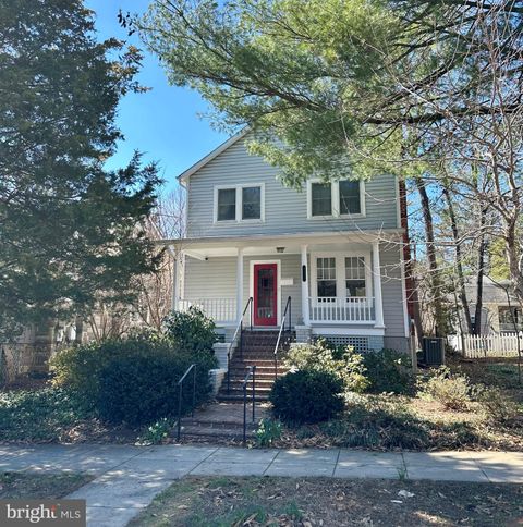 4632 49TH STREET NW WASHINGTON DC 20016