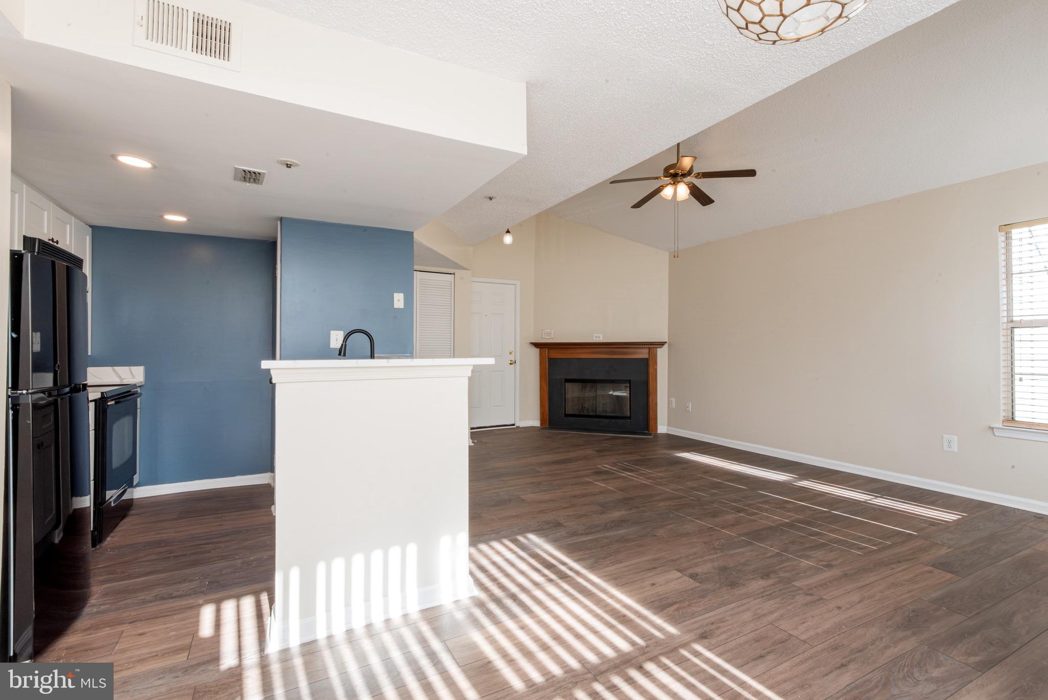 THE VISTAS - Residential