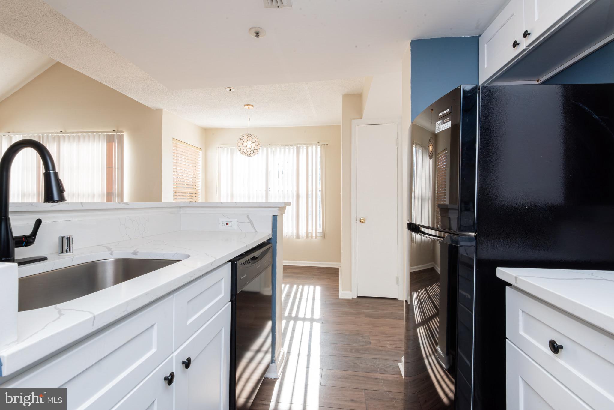 THE VISTAS - Residential