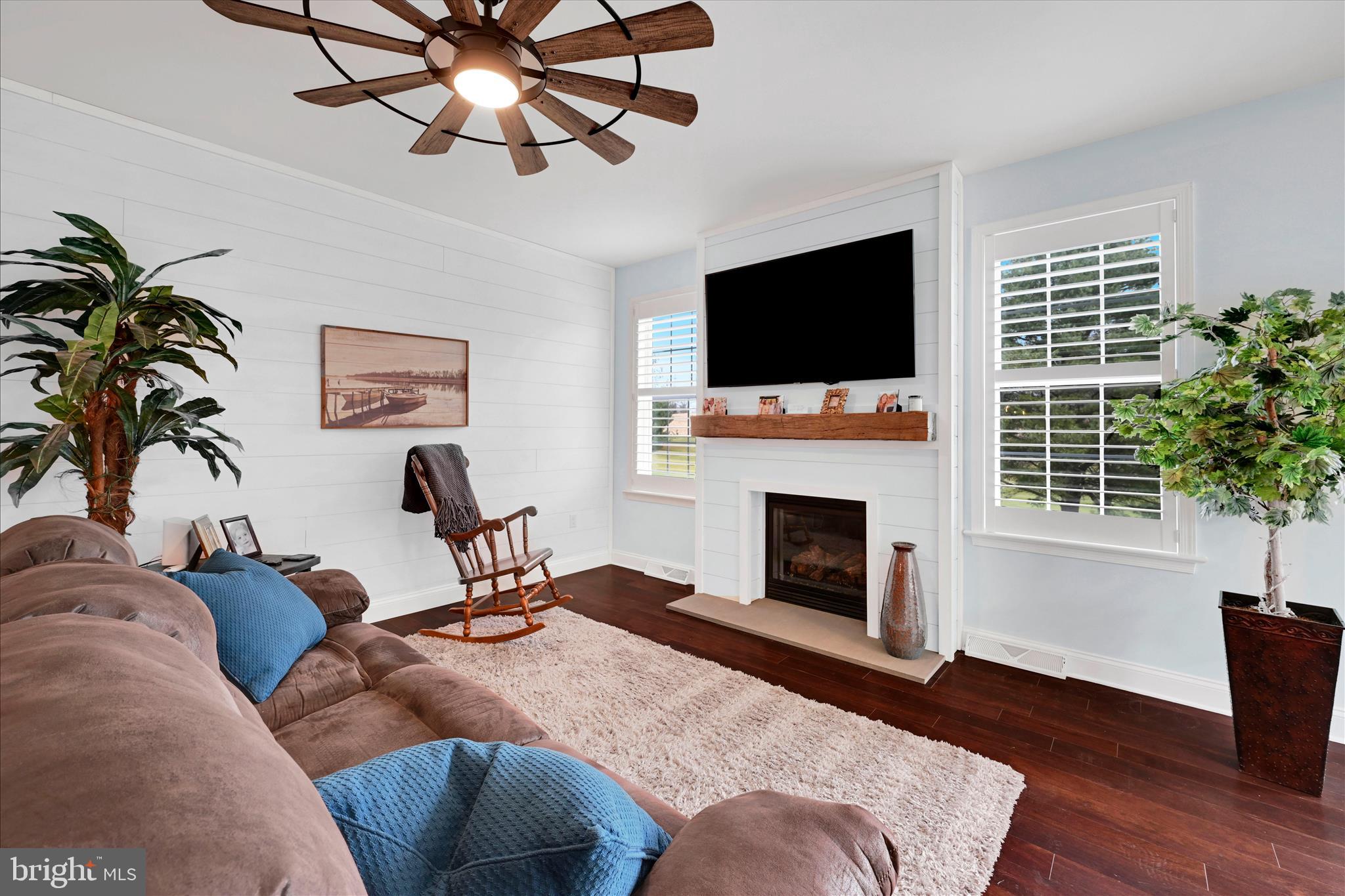 CROSSGATES - Residential
