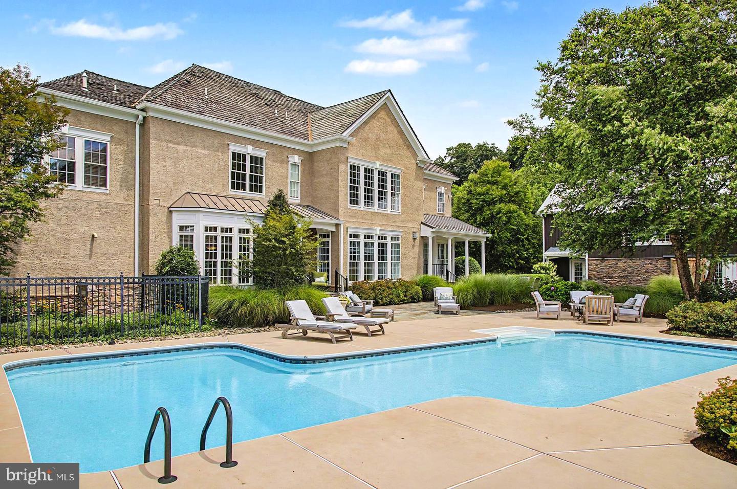 111 MEADOW VIEW DRIVE