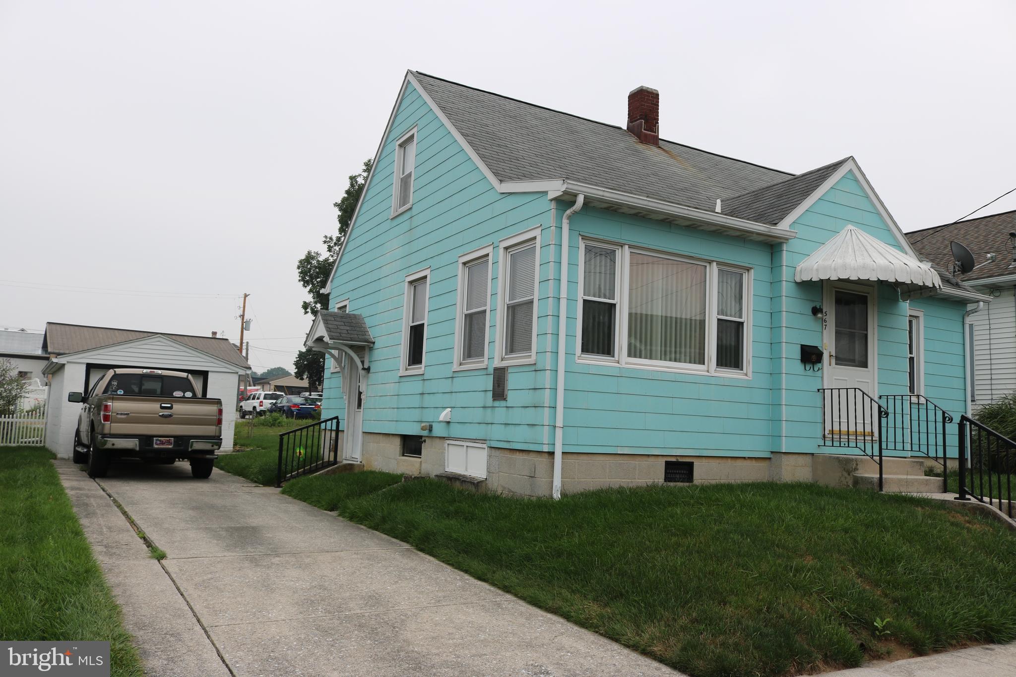 567 N FRANKLIN STREET