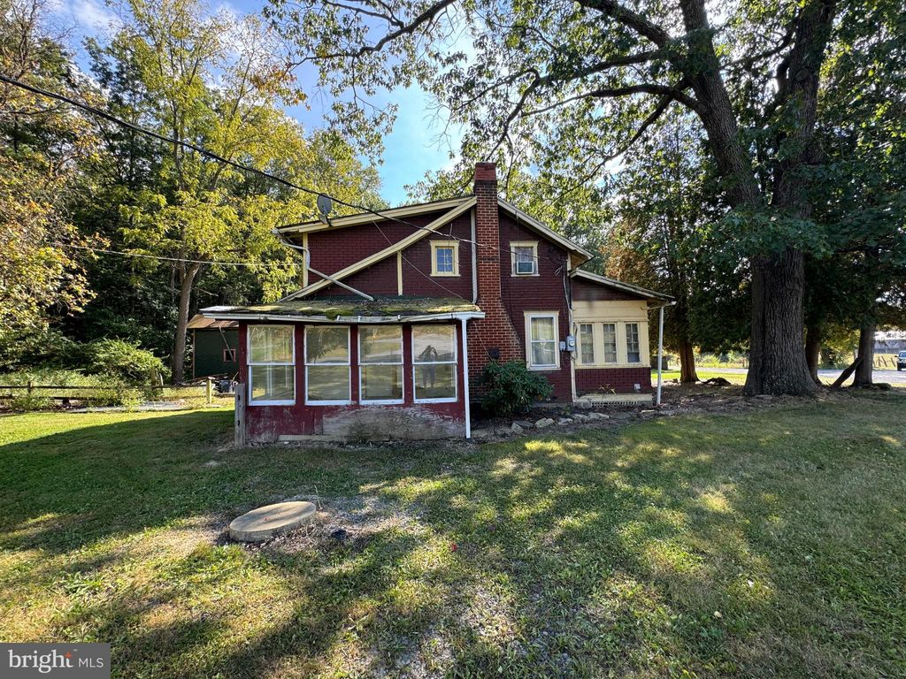 Photo of 7970 Chilcote Hollow Road, PETERSBURG, PA 16669 (MLS # PAHU2023856)