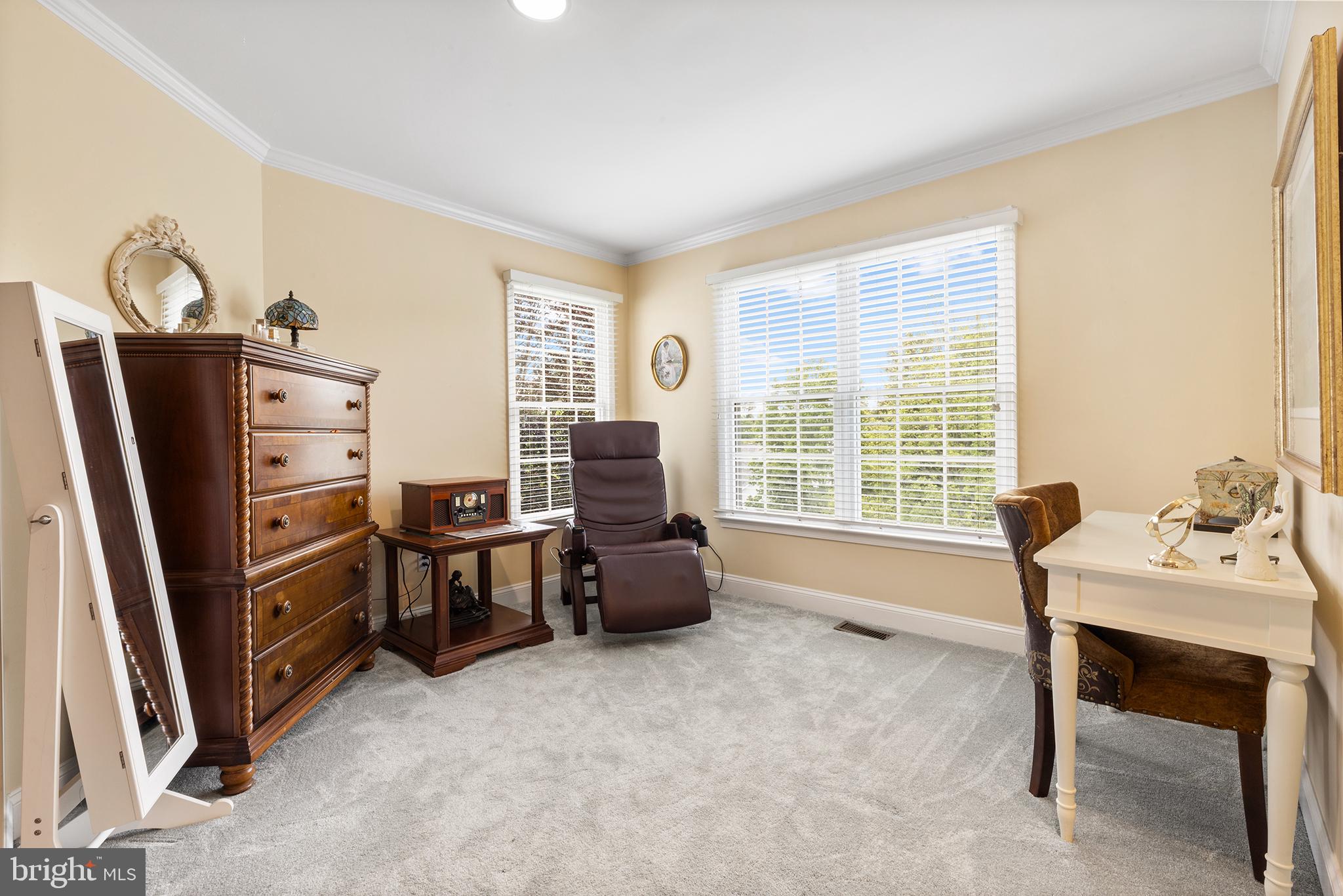 SPRINGTON PT ESTS - Residential