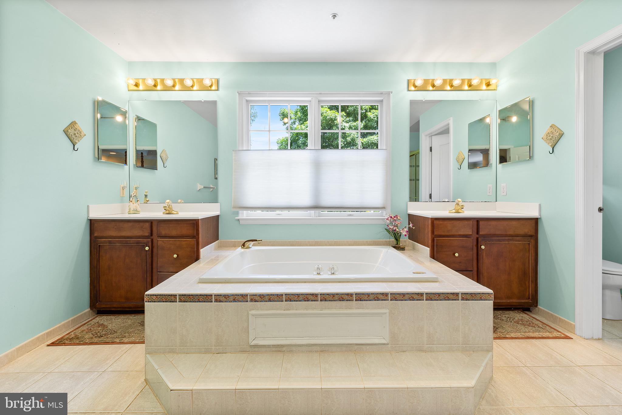 SPRINGTON PT ESTS - Residential