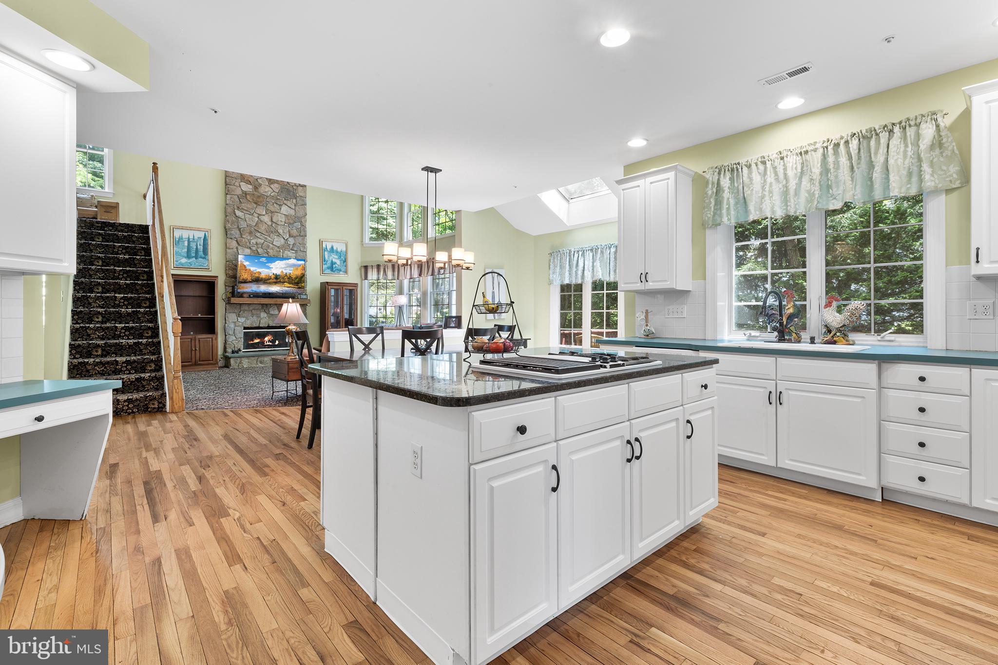 SPRINGTON PT ESTS - Residential