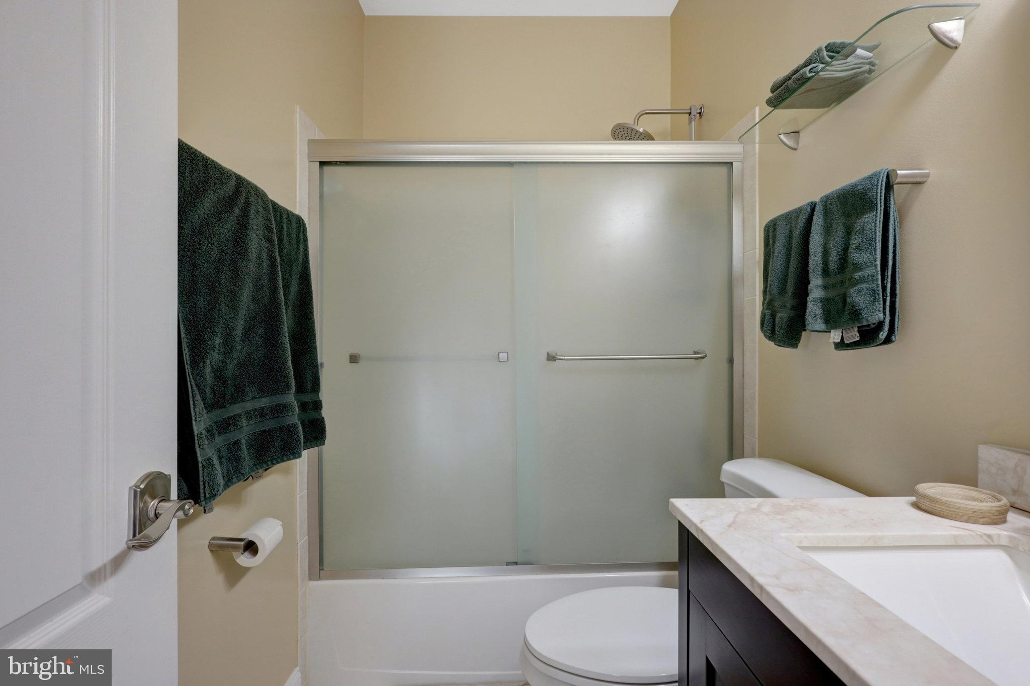 HAWTHORNE - Residential