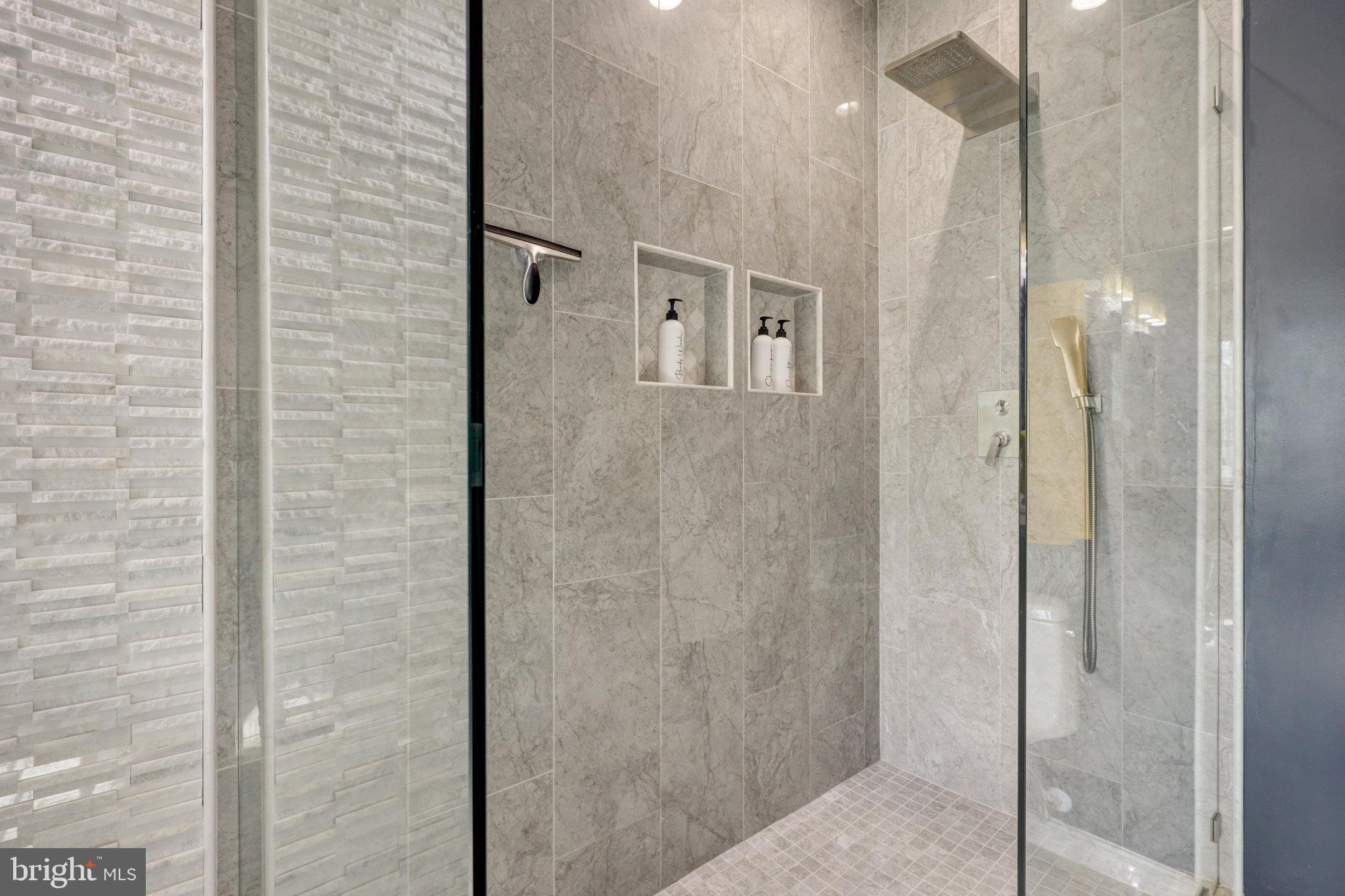 HAWTHORNE - Residential