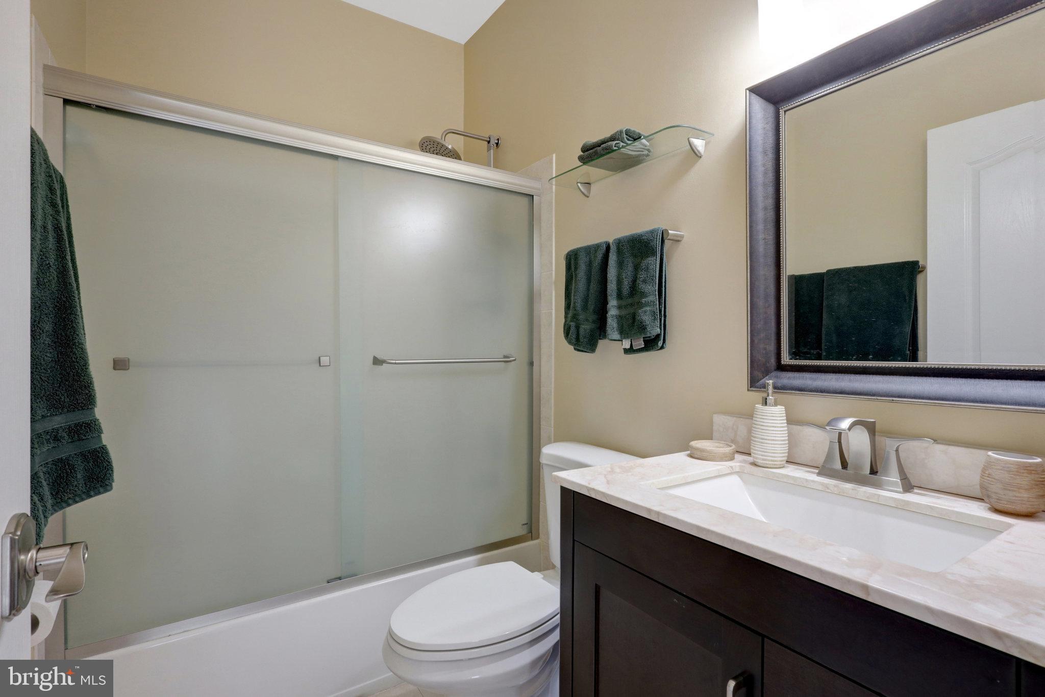 HAWTHORNE - Residential