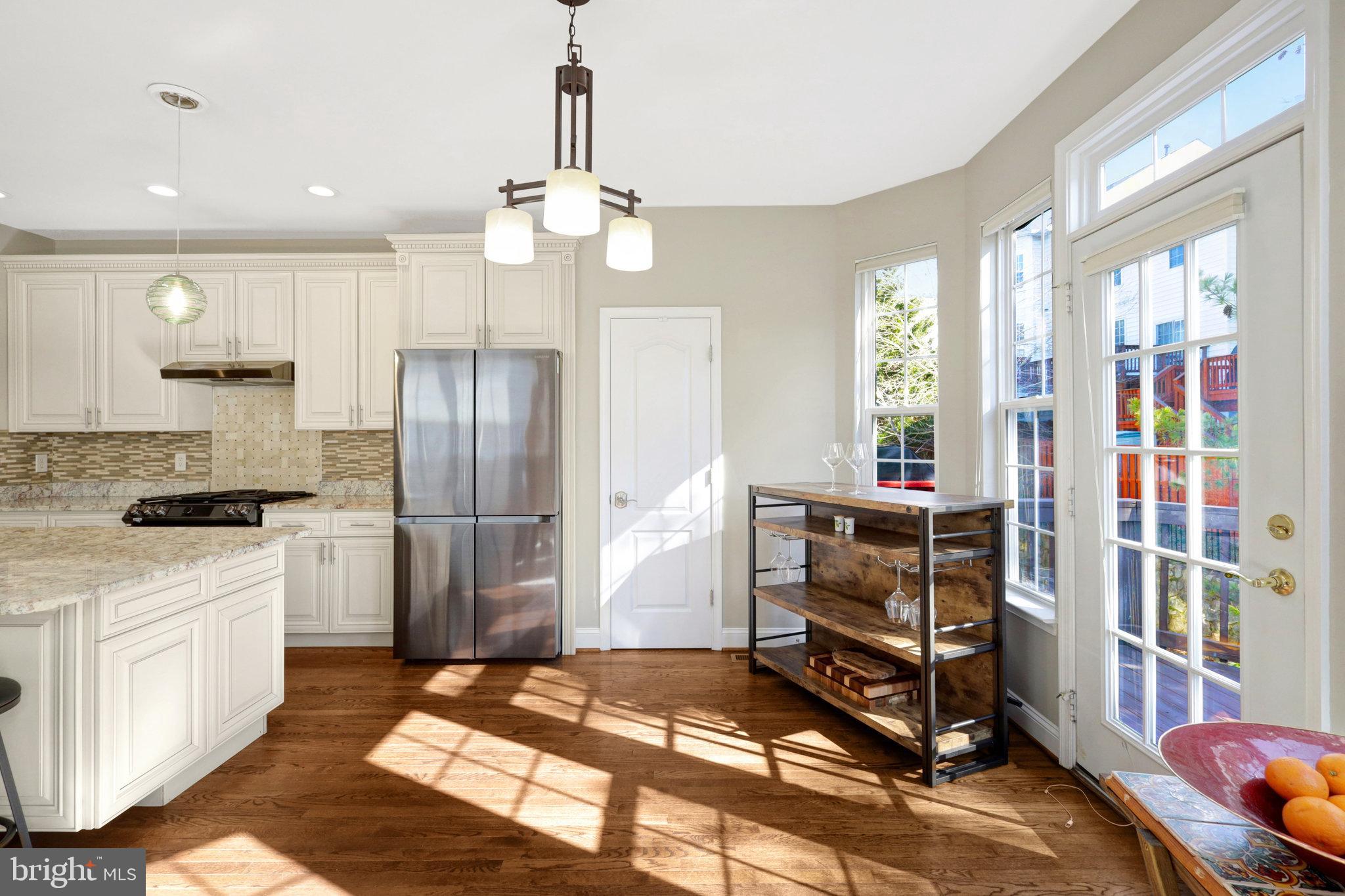 HAWTHORNE - Residential