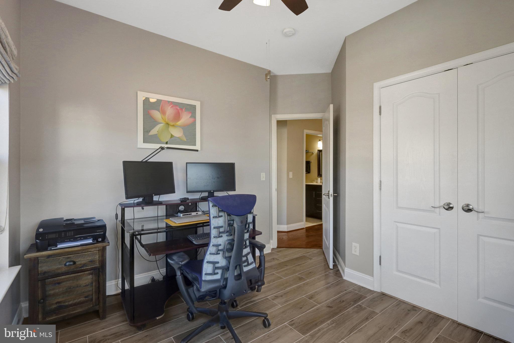 HAWTHORNE - Residential