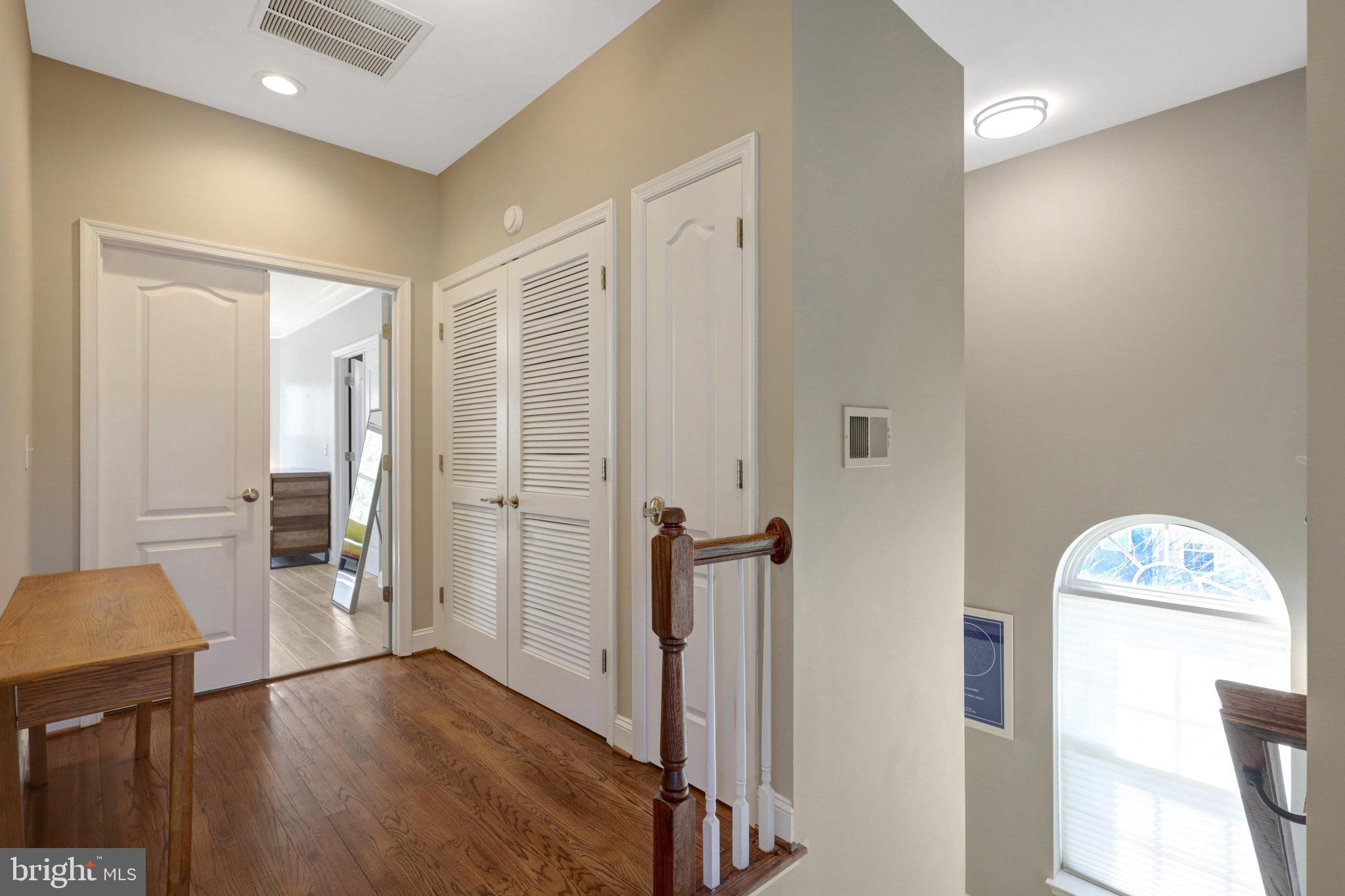 HAWTHORNE - Residential