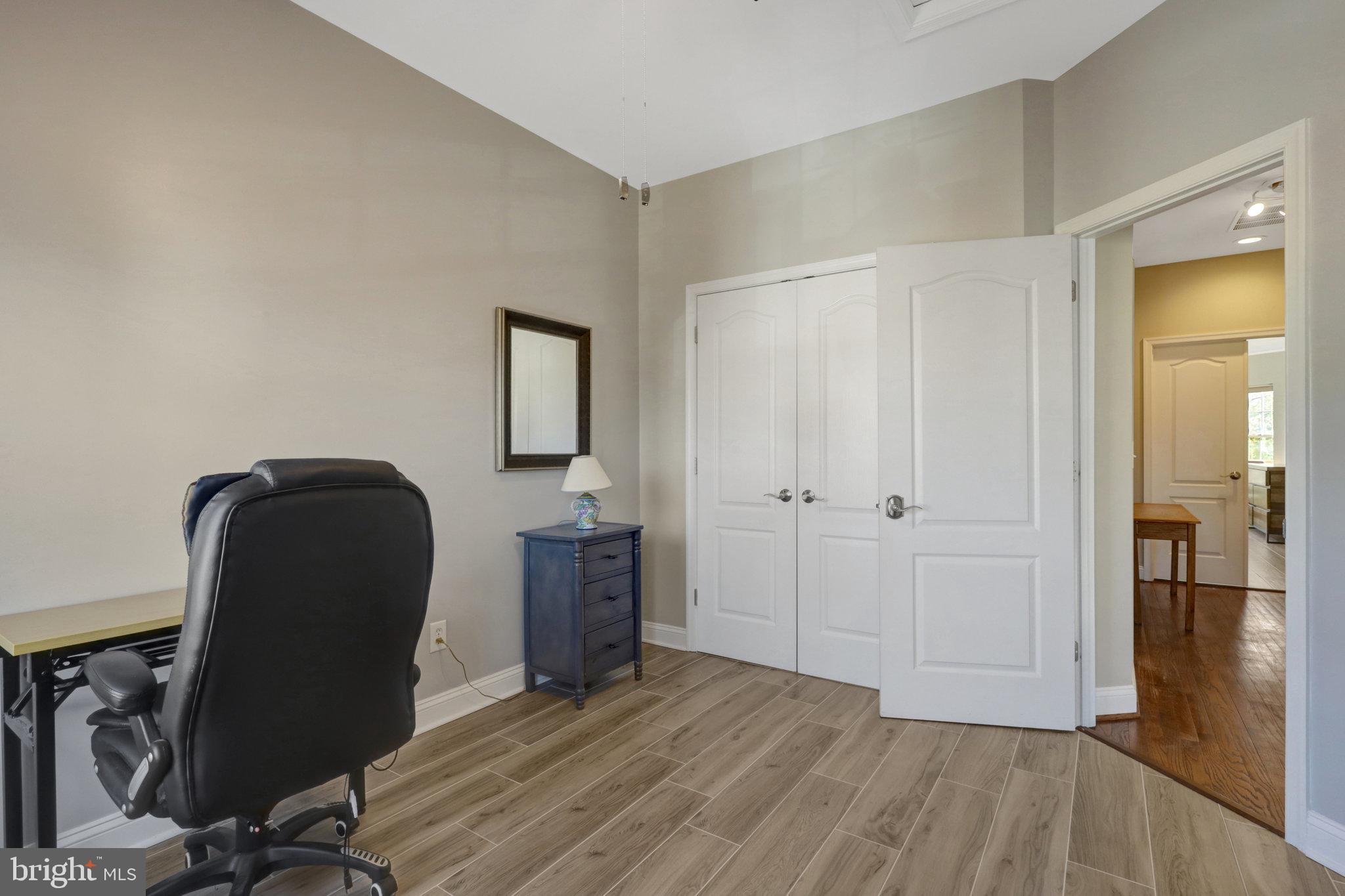 HAWTHORNE - Residential