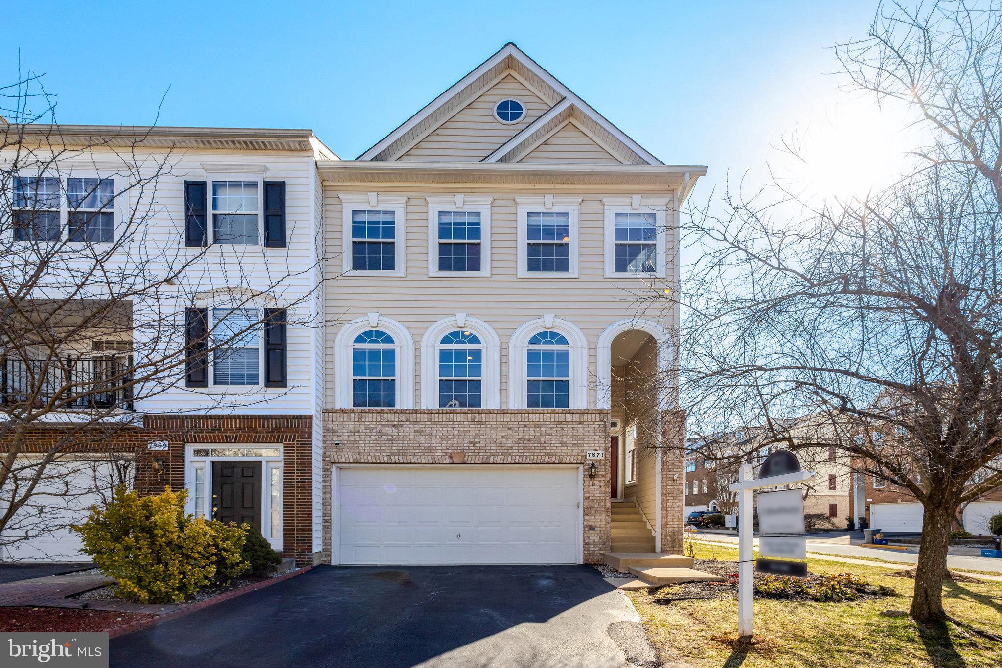 HAWTHORNE - Residential