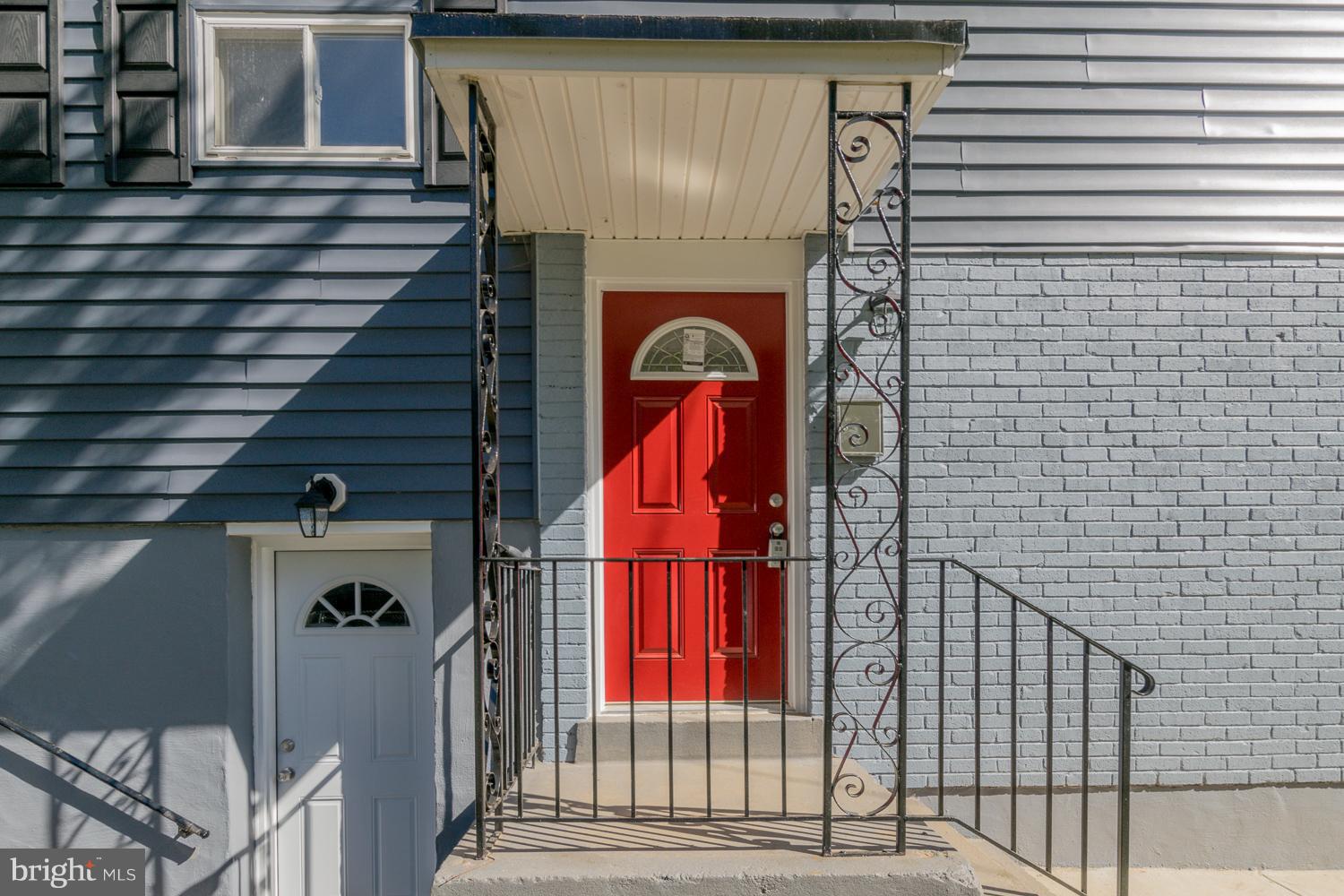 HOLLY PARK - Residential