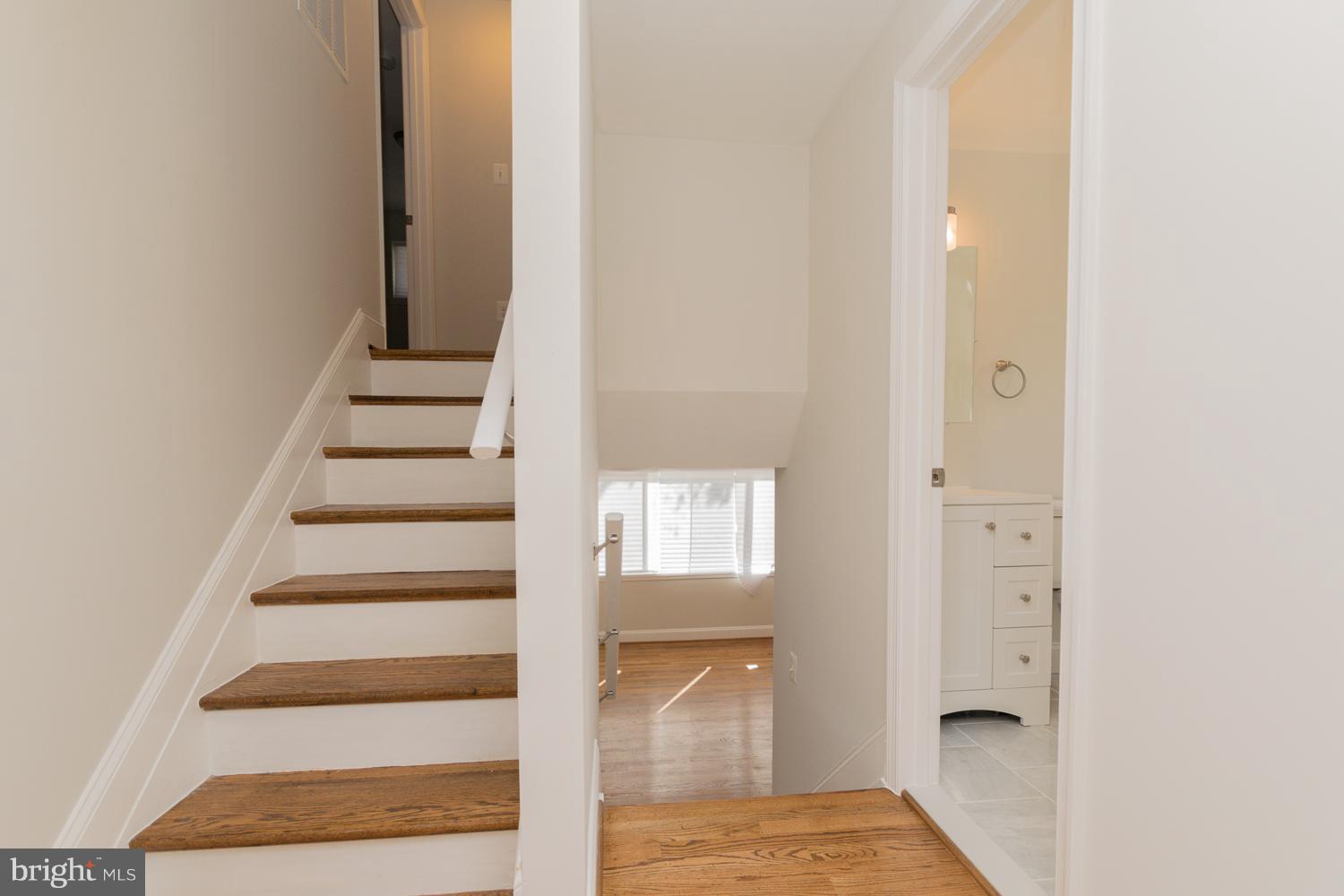 HOLLY PARK - Residential