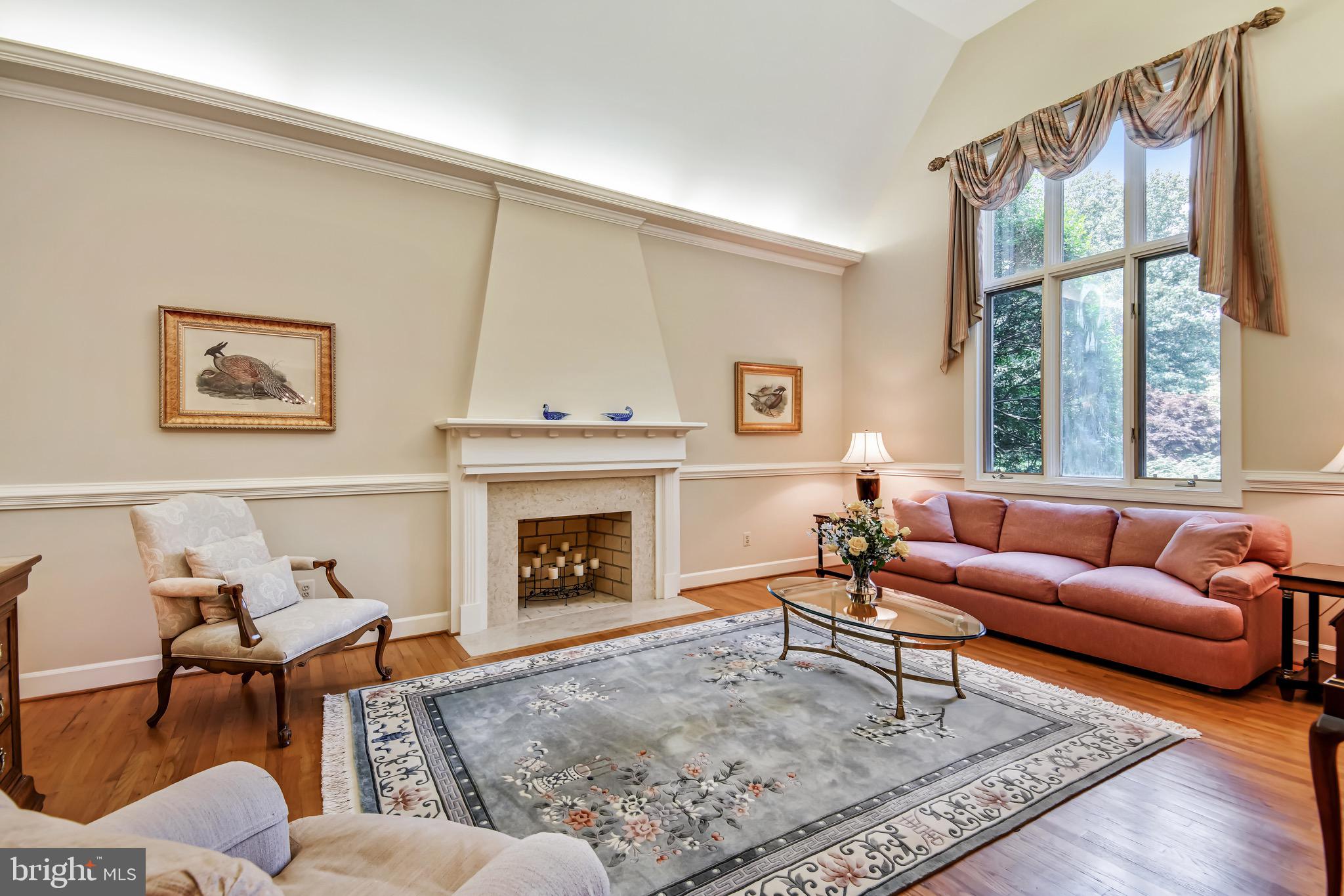 HUNTER'S CREST - Residential