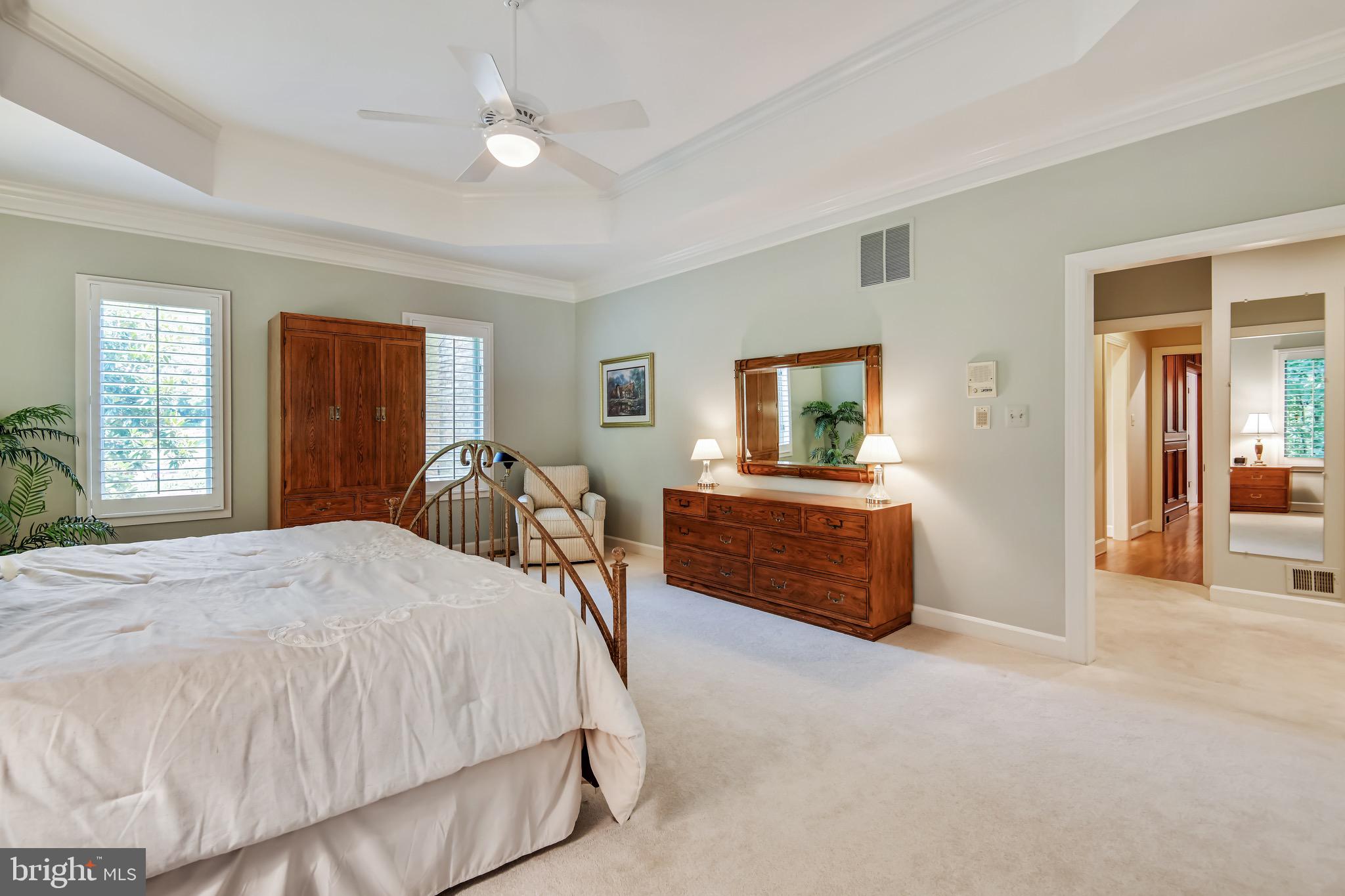 HUNTER'S CREST - Residential