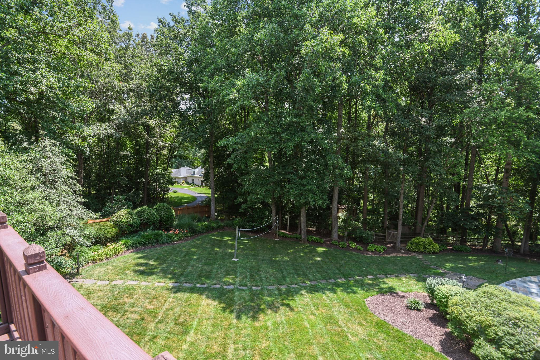 HUNTER'S CREST - Residential