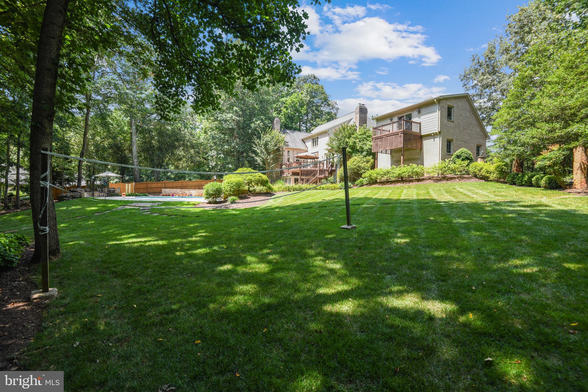 HUNTER'S CREST - Residential