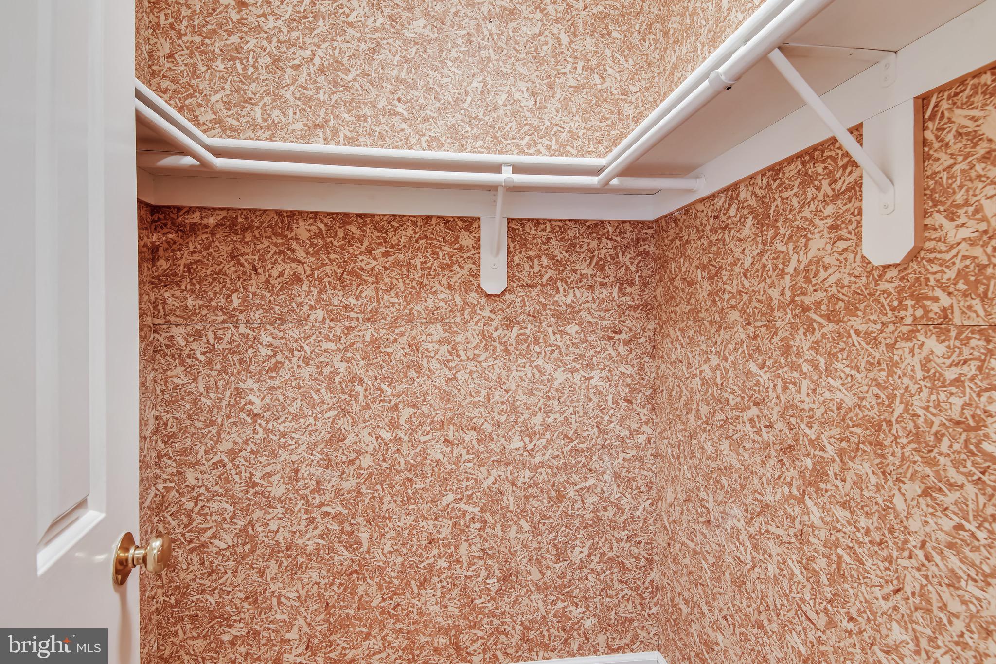 HUNTER'S CREST - Residential