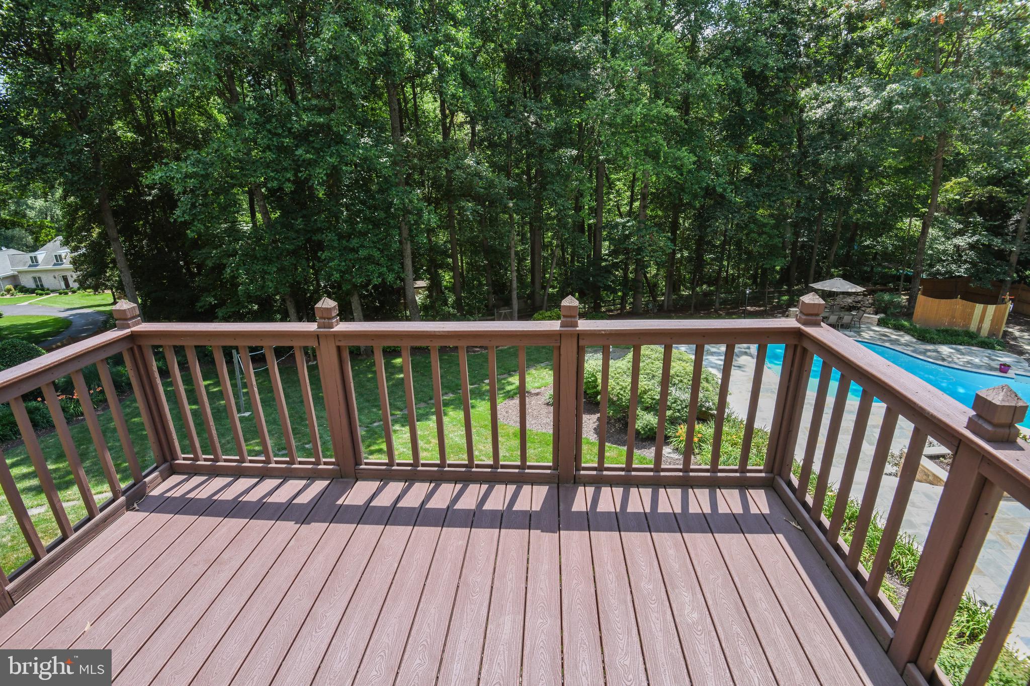 HUNTER'S CREST - Residential