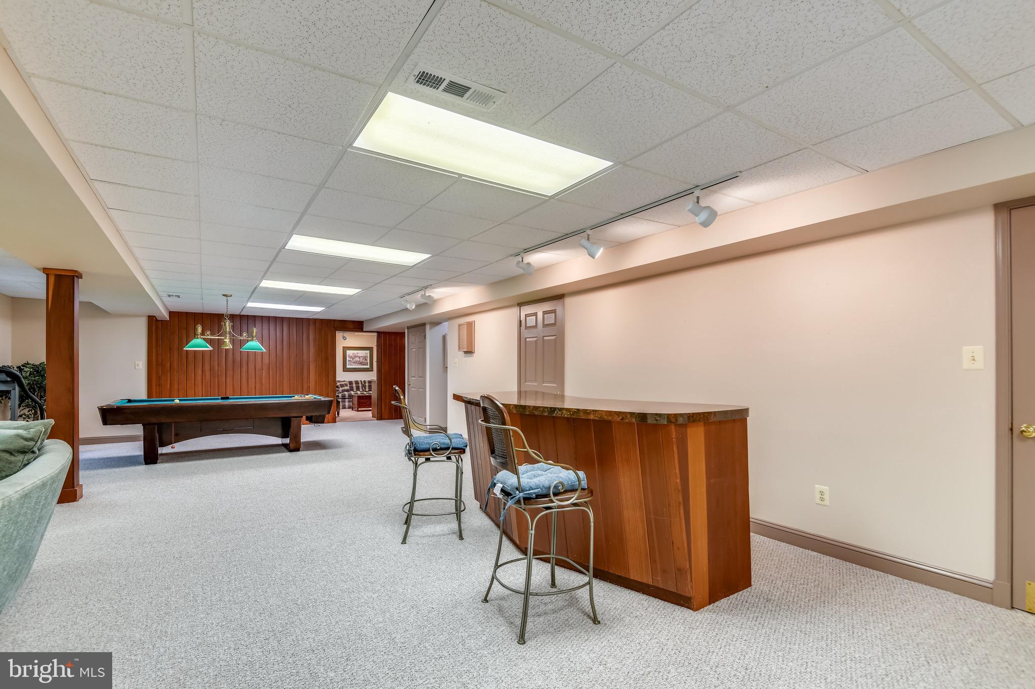 HUNTER'S CREST - Residential