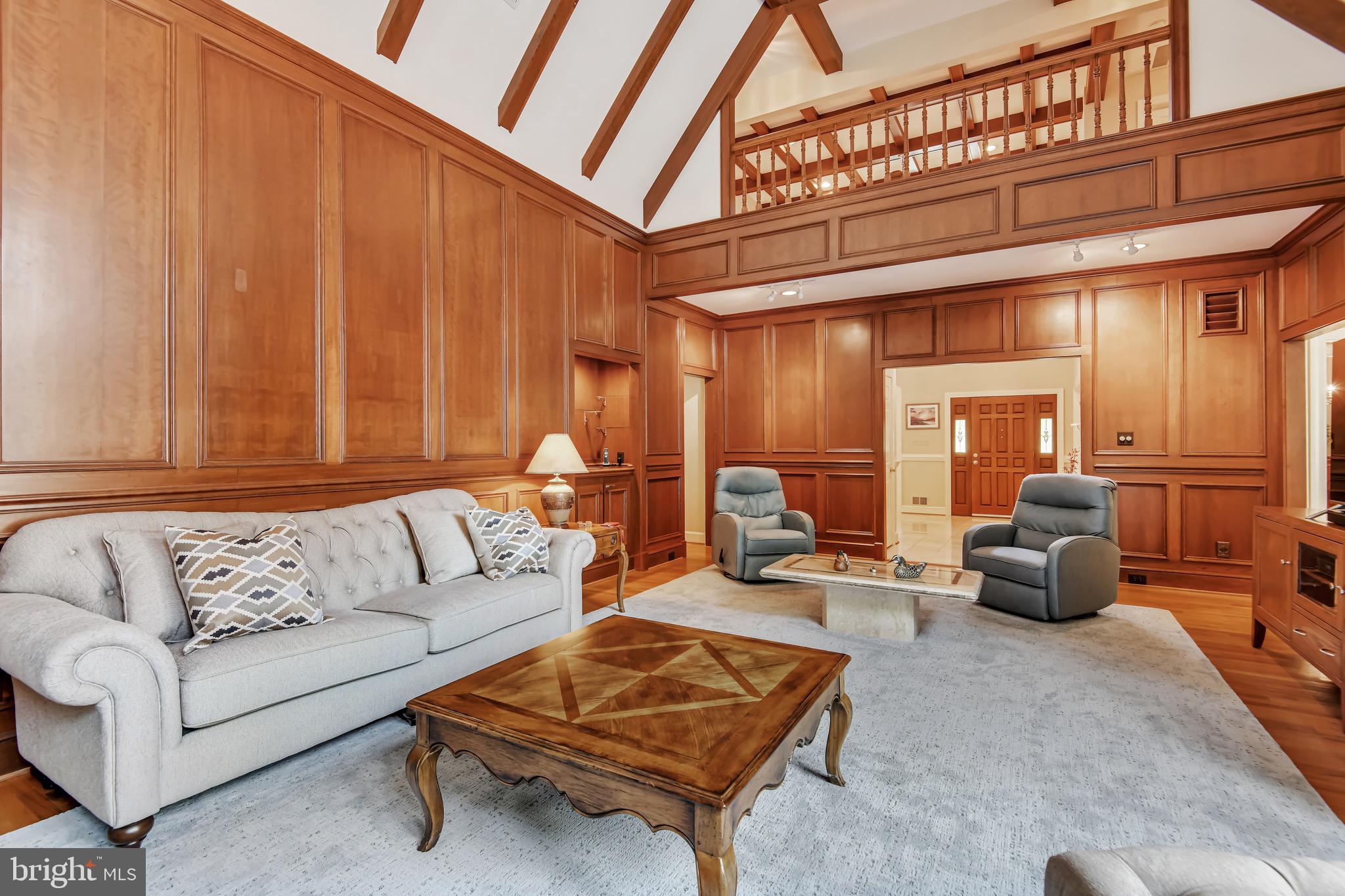 HUNTER'S CREST - Residential