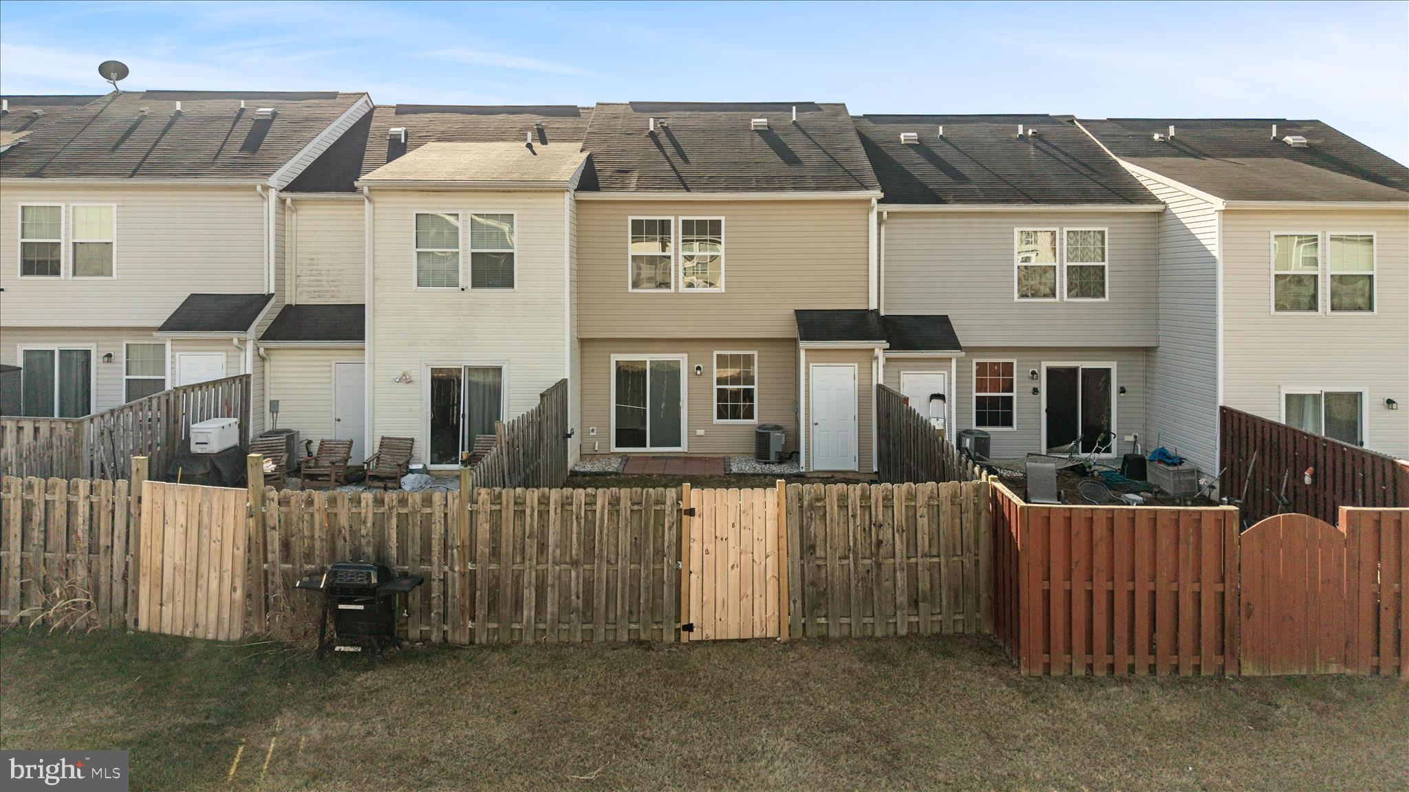 MANOR PARK - Residential